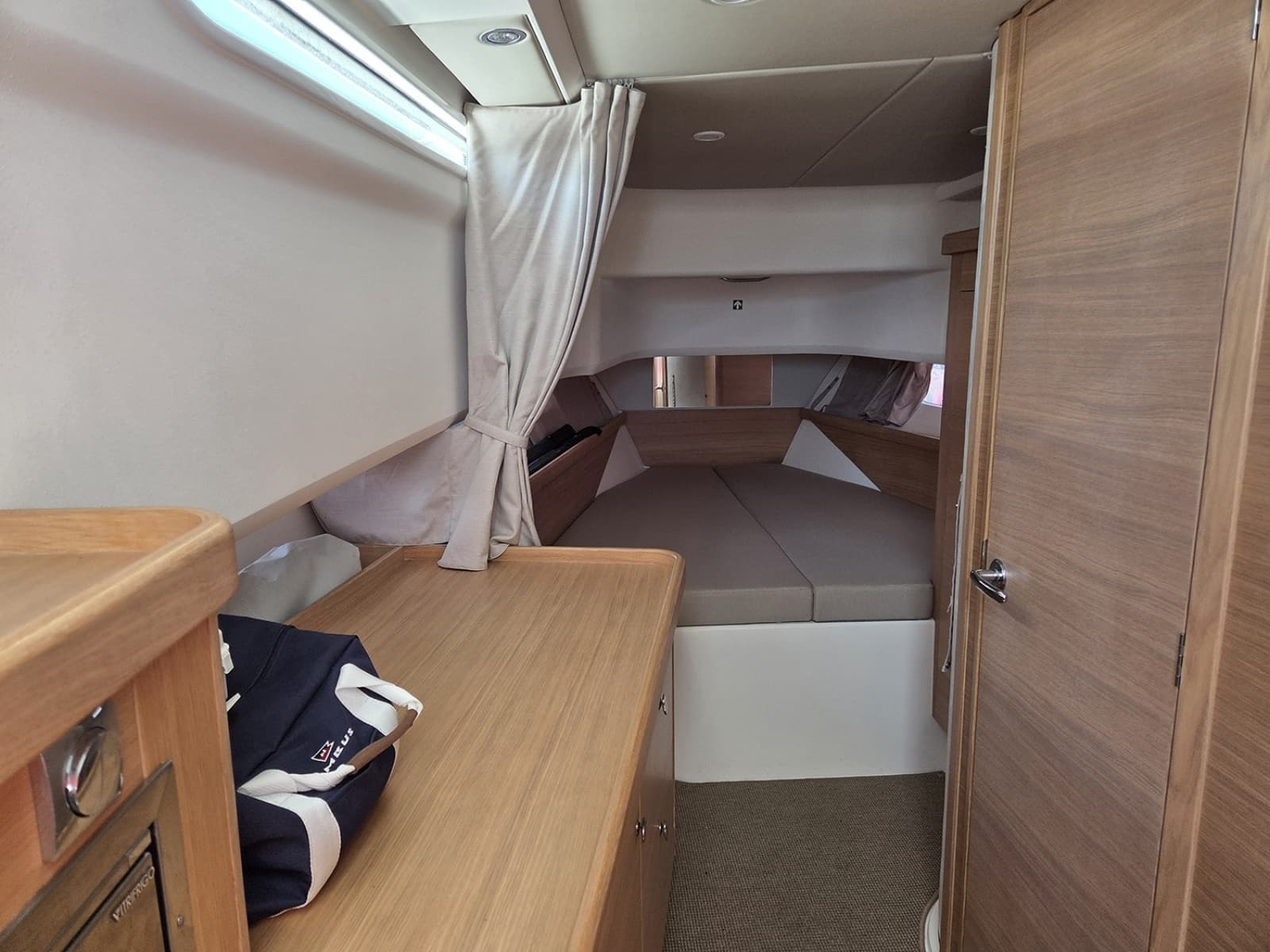 2023 Nimbus Tender 11 - Photo 26