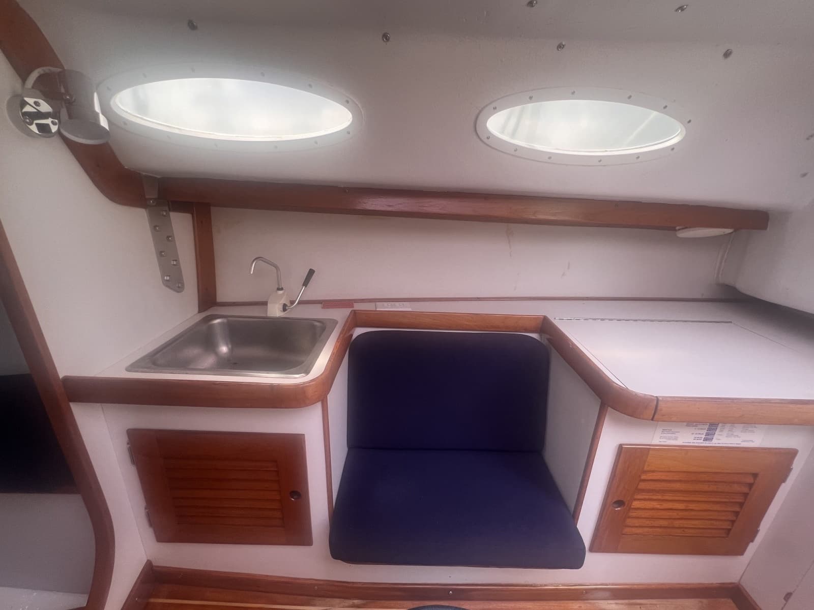 1998 Alerion Express - Photo 27