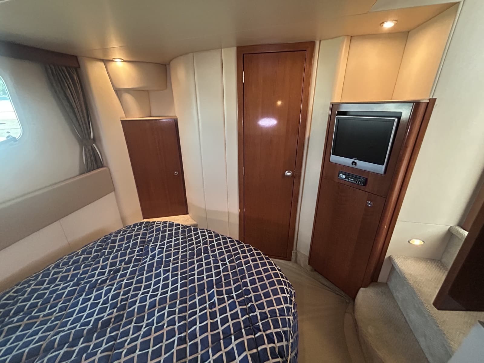 2007 Meridian 368 Motoryacht - Photo 25