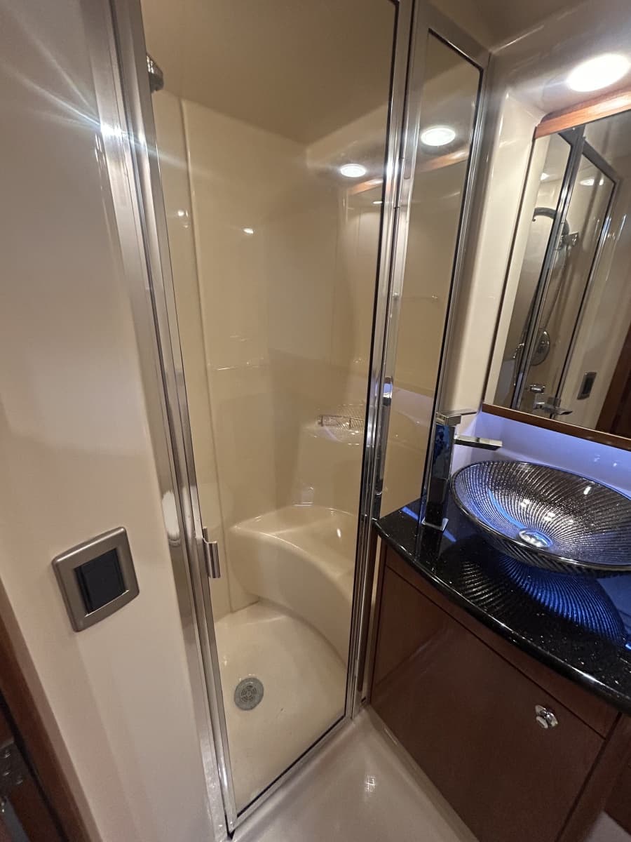 2007 Meridian 368 Motoryacht - Photo 24