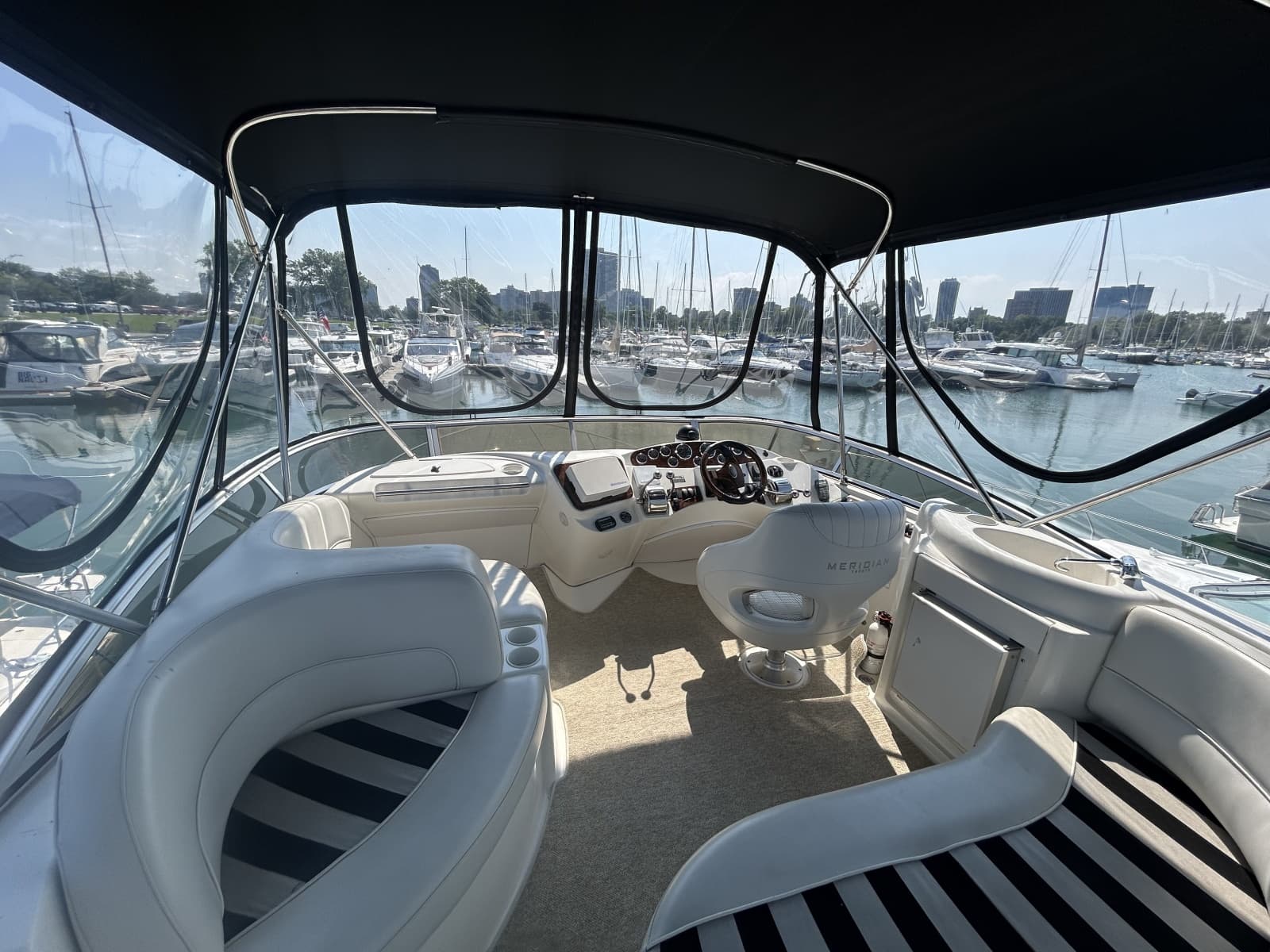2007 Meridian 368 Motoryacht - Photo 9