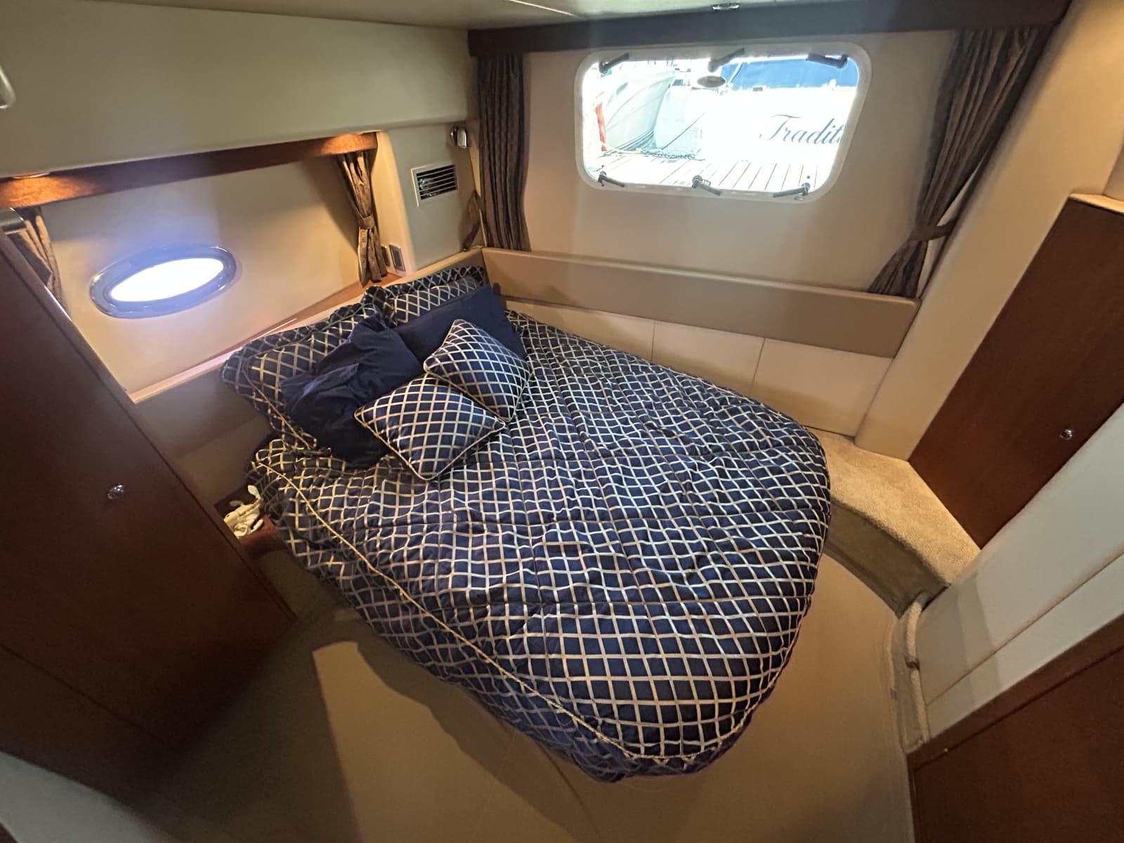 2007 Meridian 368 Motoryacht - Photo 21