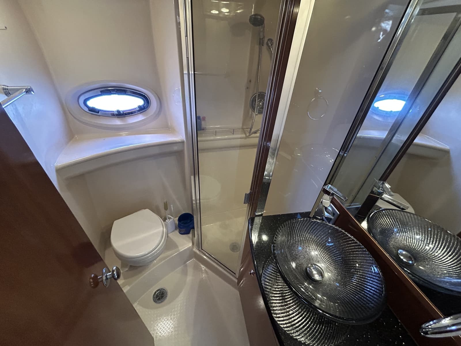 2007 Meridian 368 Motoryacht - Photo 30