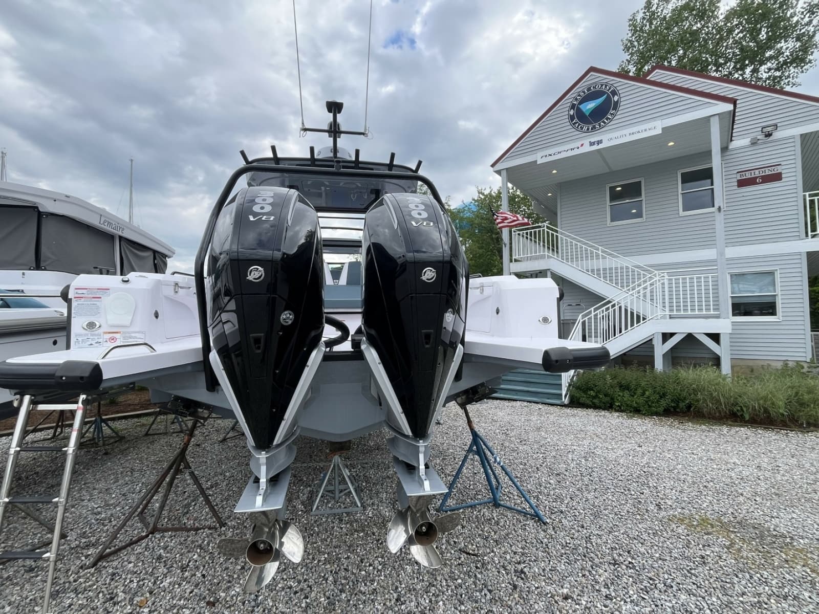 2025 Axopar 37 Sun Top - Photo 21