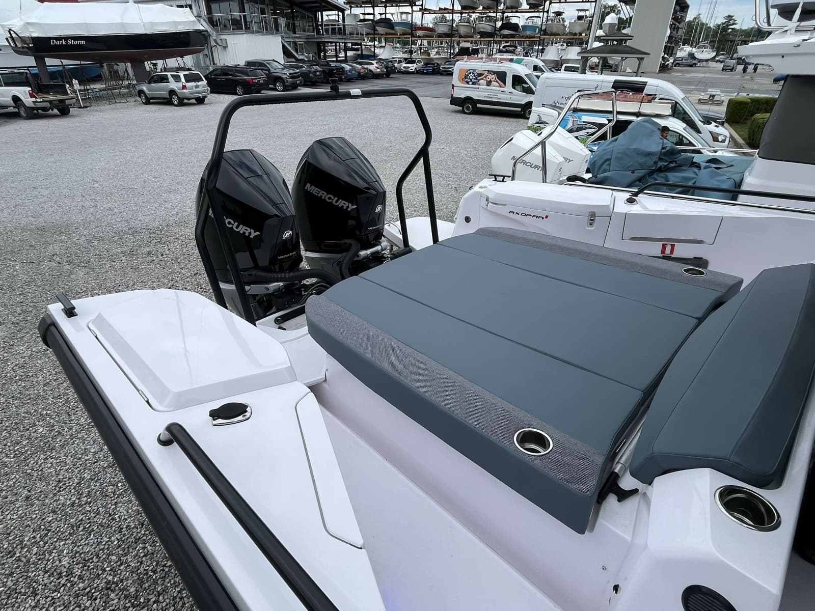 2025 Axopar 37 Sun Top - Photo 33