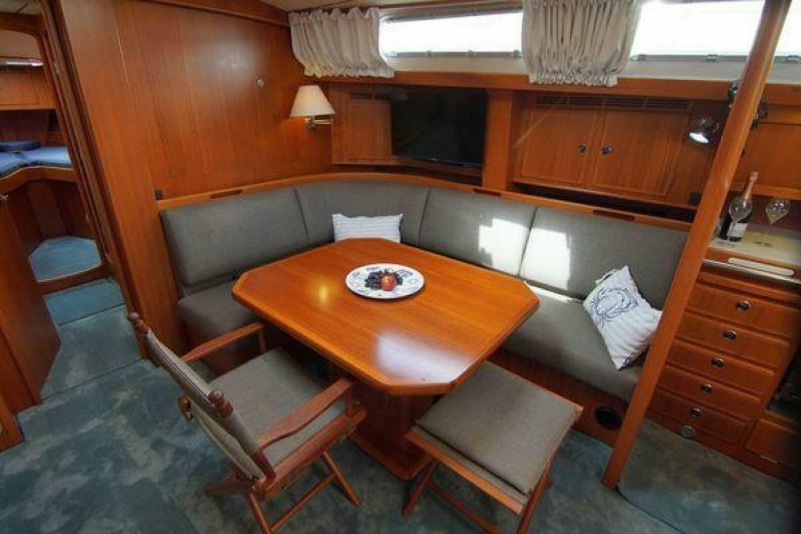 2002 Hallberg-Rassy 53 - Photo 26