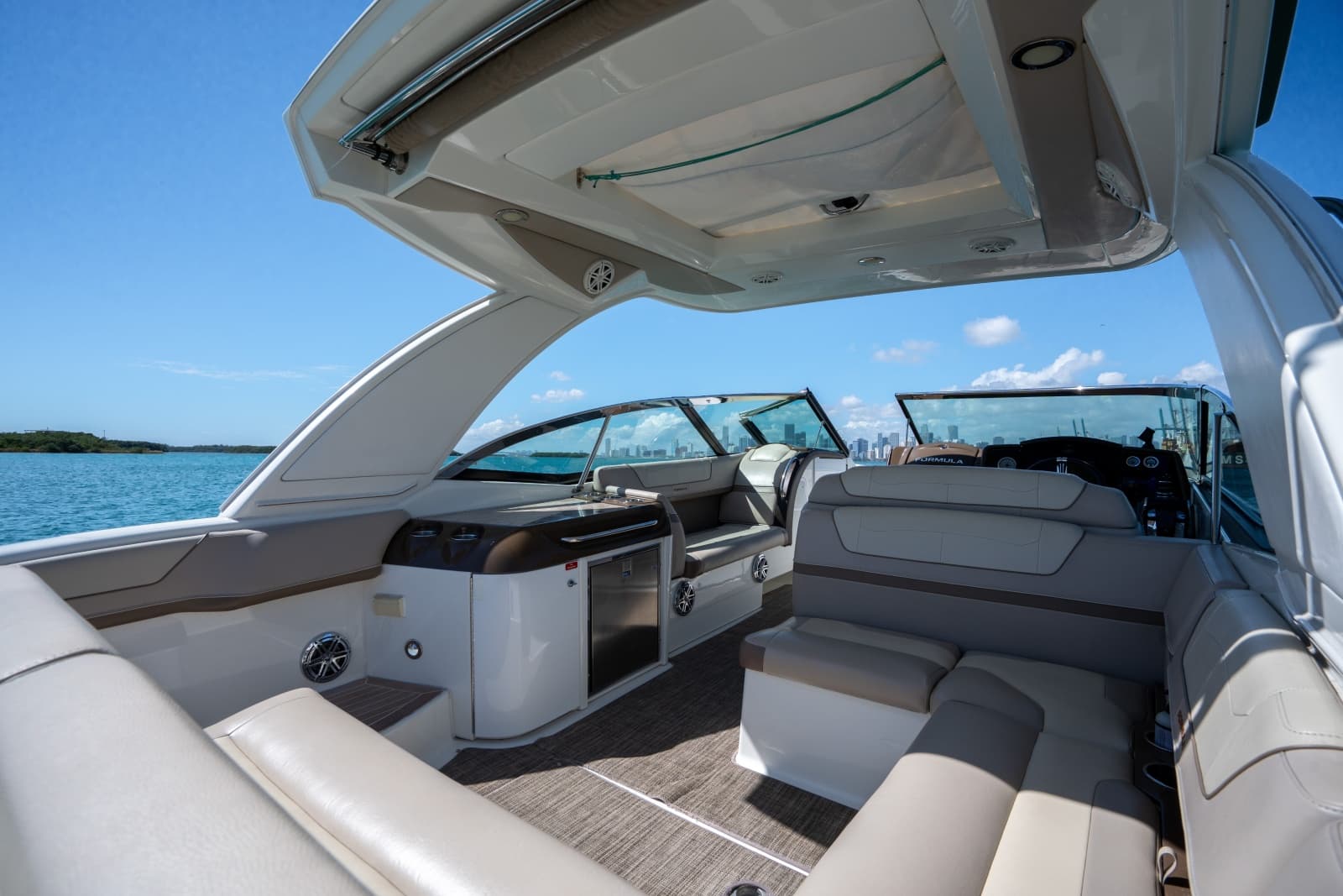 2018 Formula 350 Crossover Bowrider - Photo 20