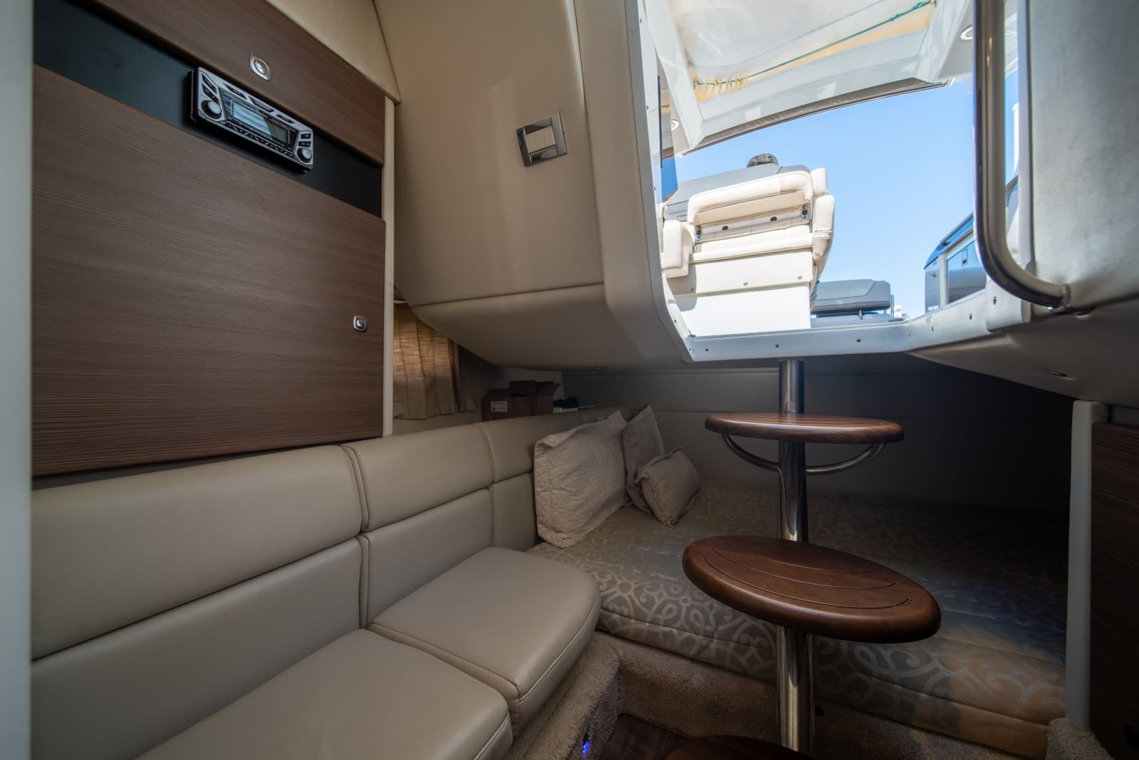 2018 Formula 350 Crossover Bowrider - Photo 41