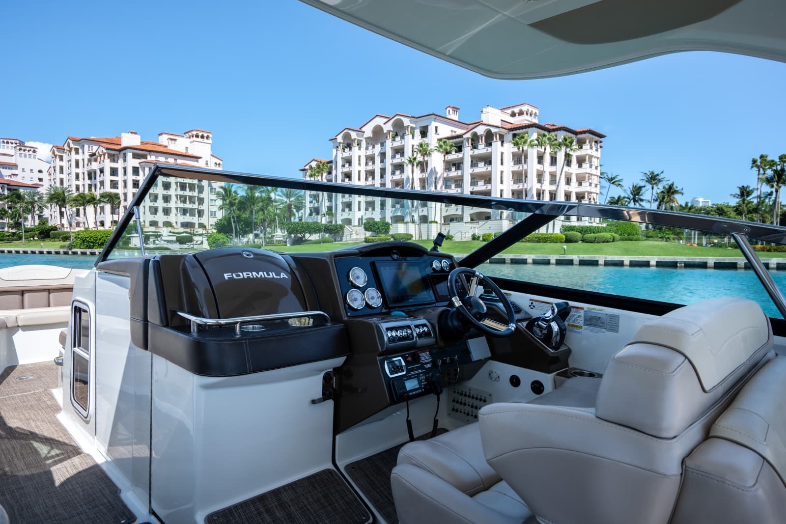 2018 Formula 350 Crossover Bowrider - Photo 24