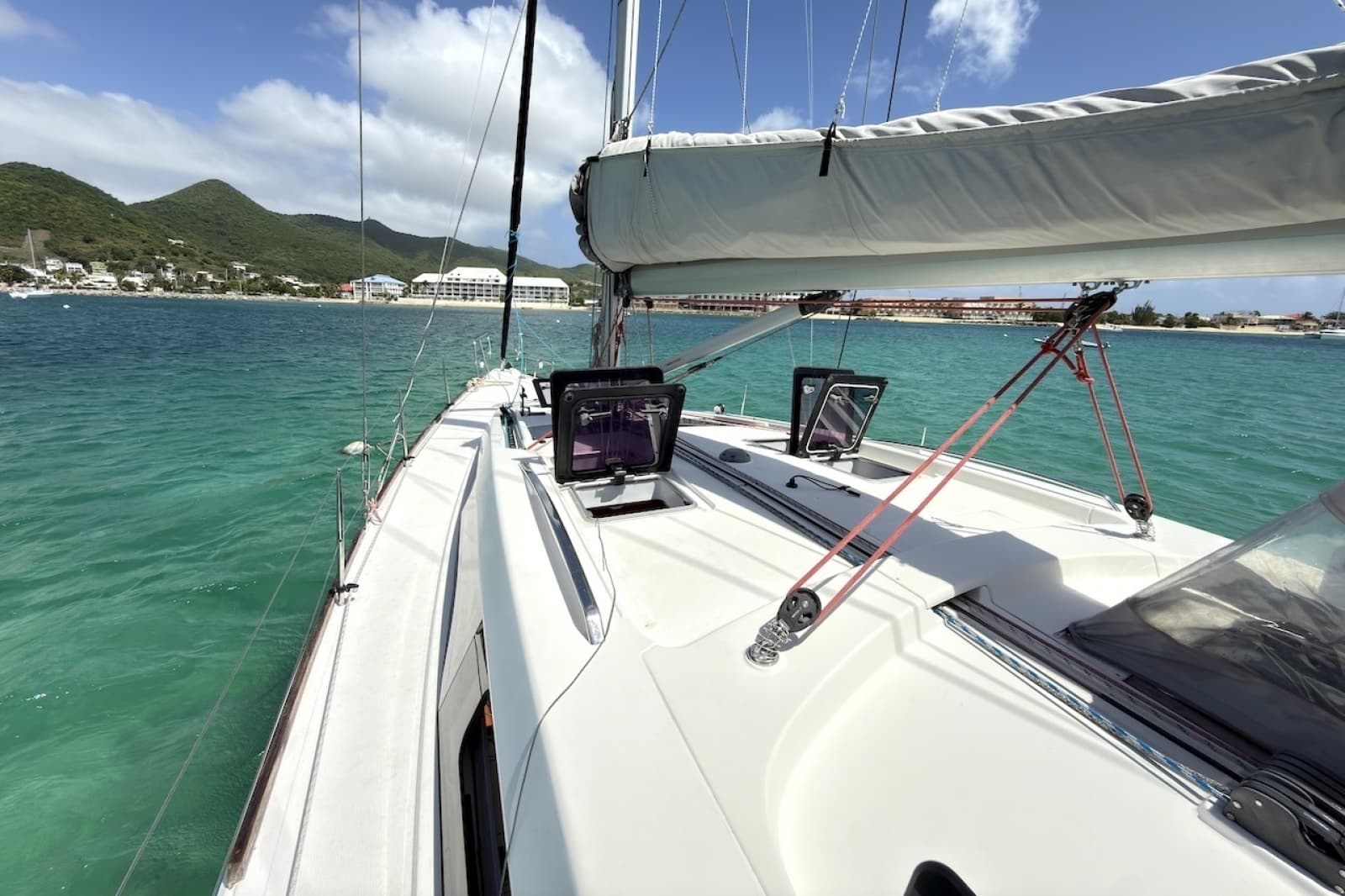 2013 Bavaria Vision 46 - Photo 13