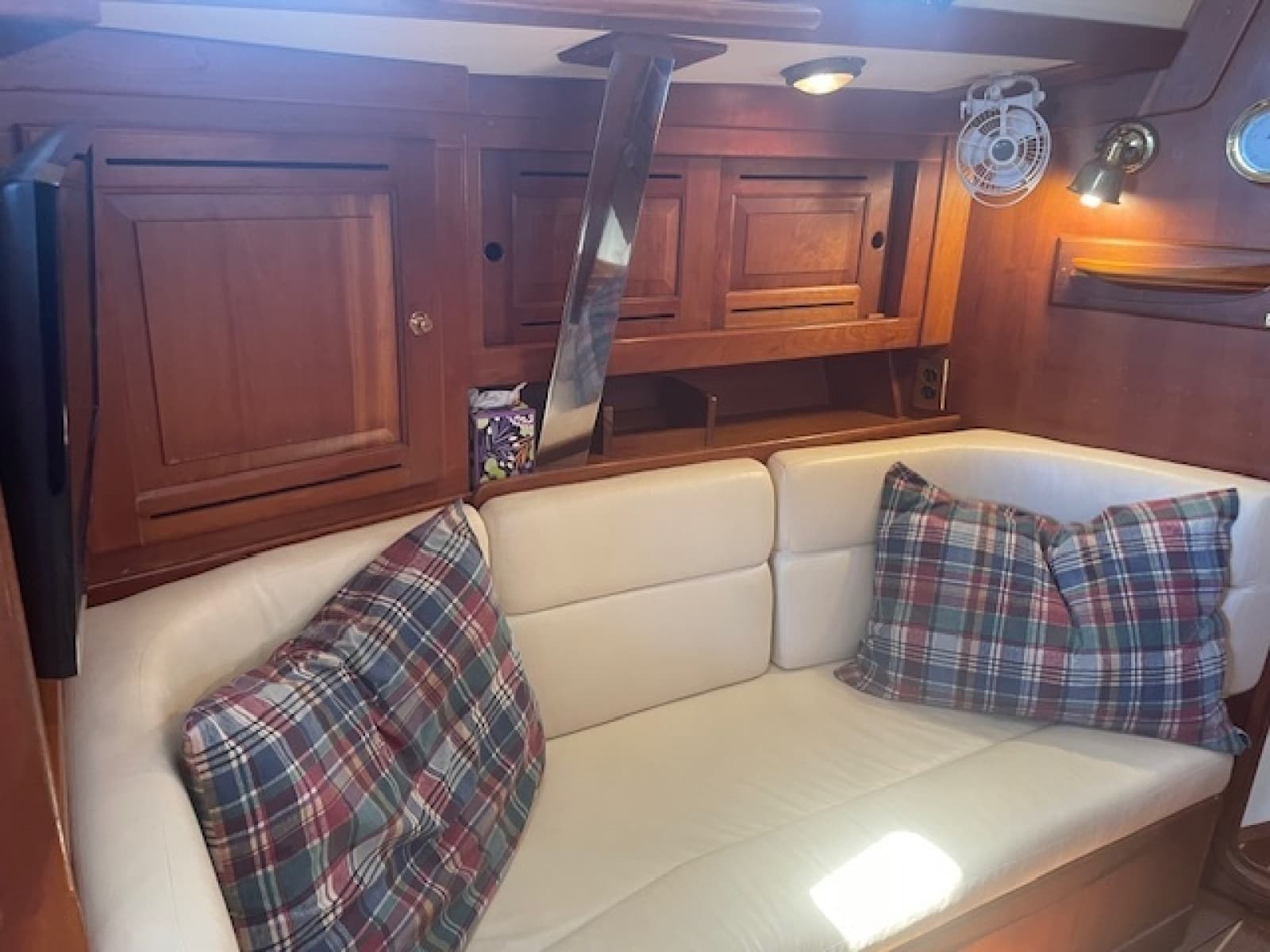 2001 Tartan 3700 - Photo 4