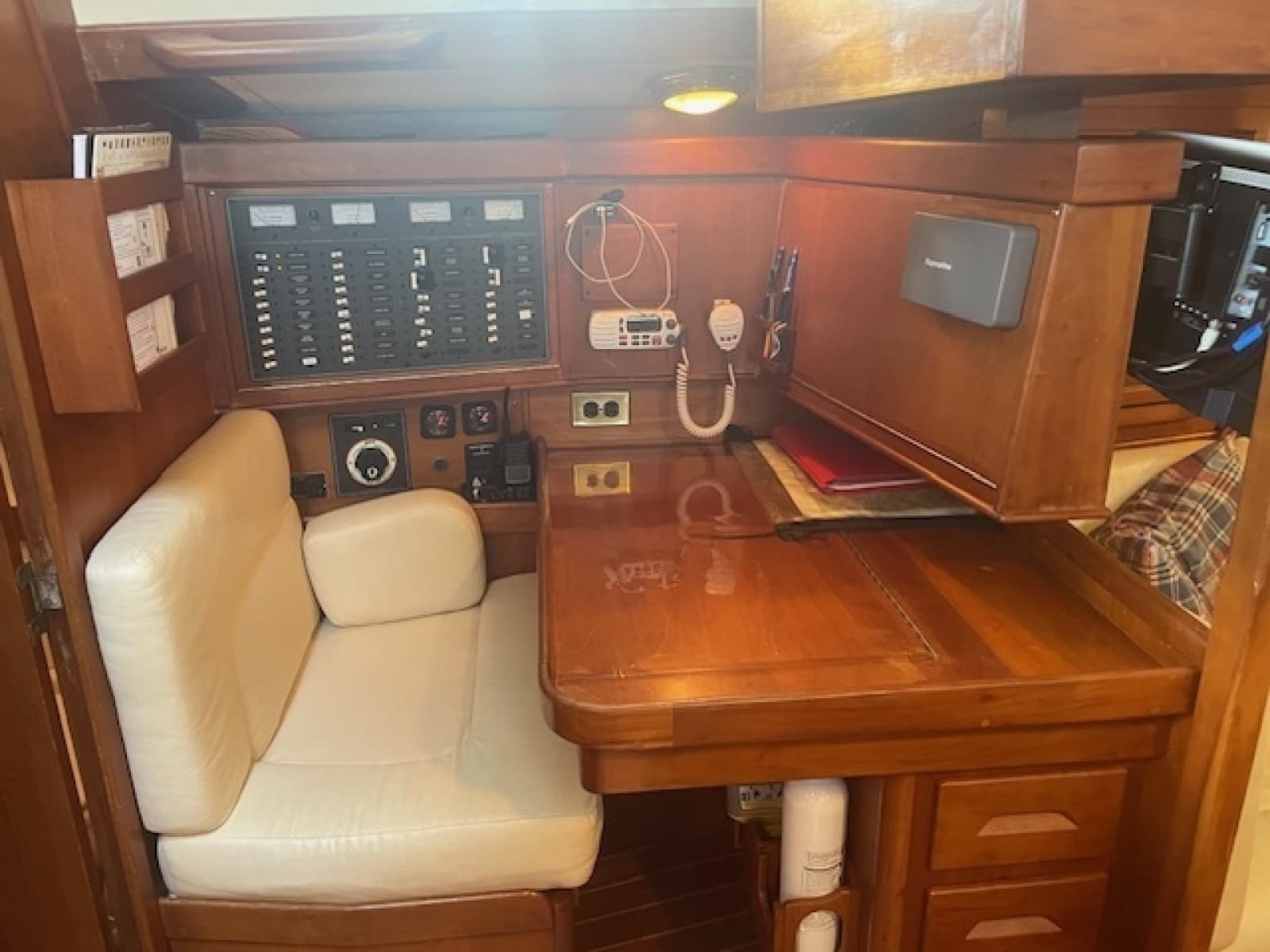 2001 Tartan 3700 - Photo 8