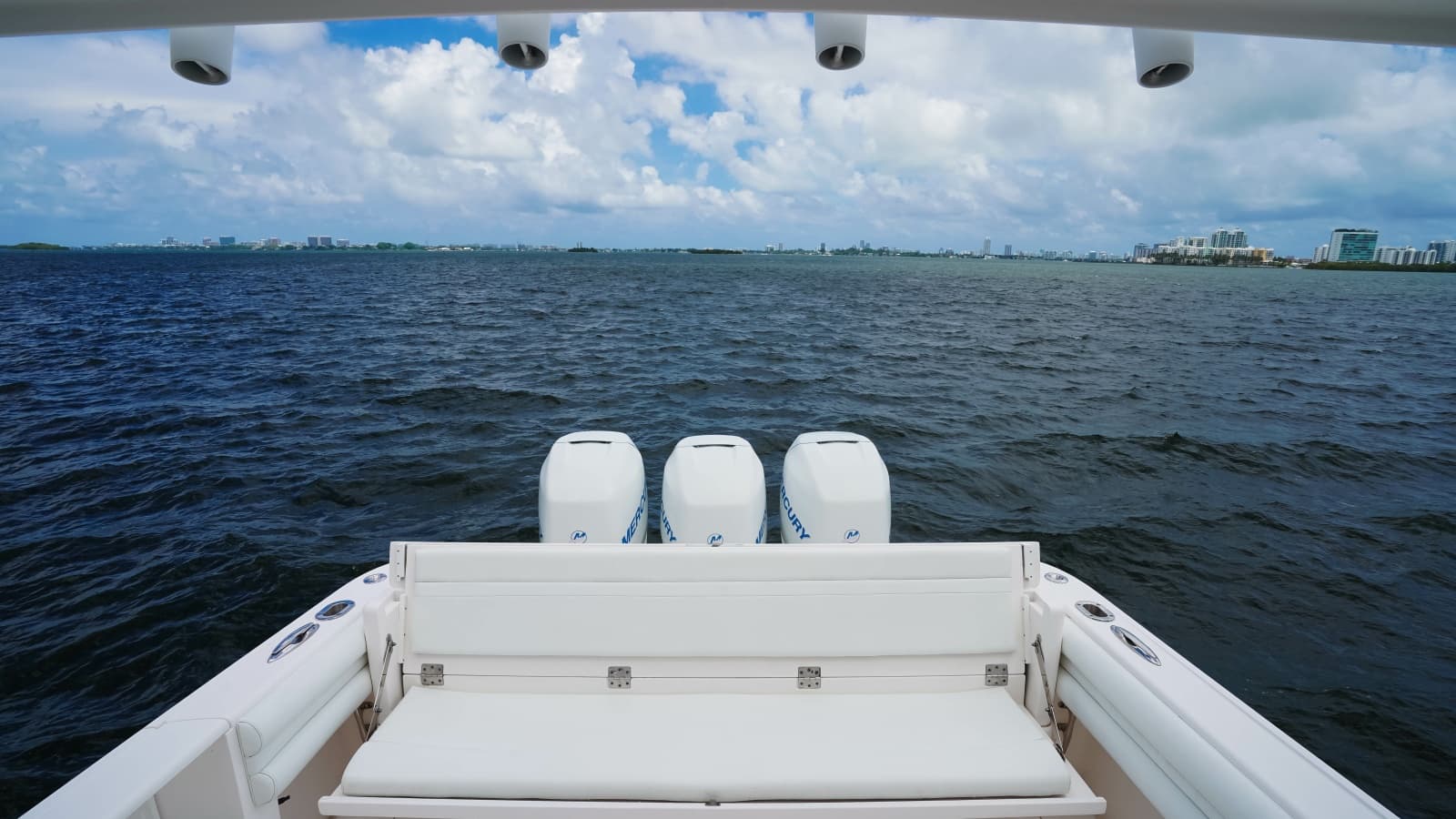 2015 Intrepid  - Photo 23