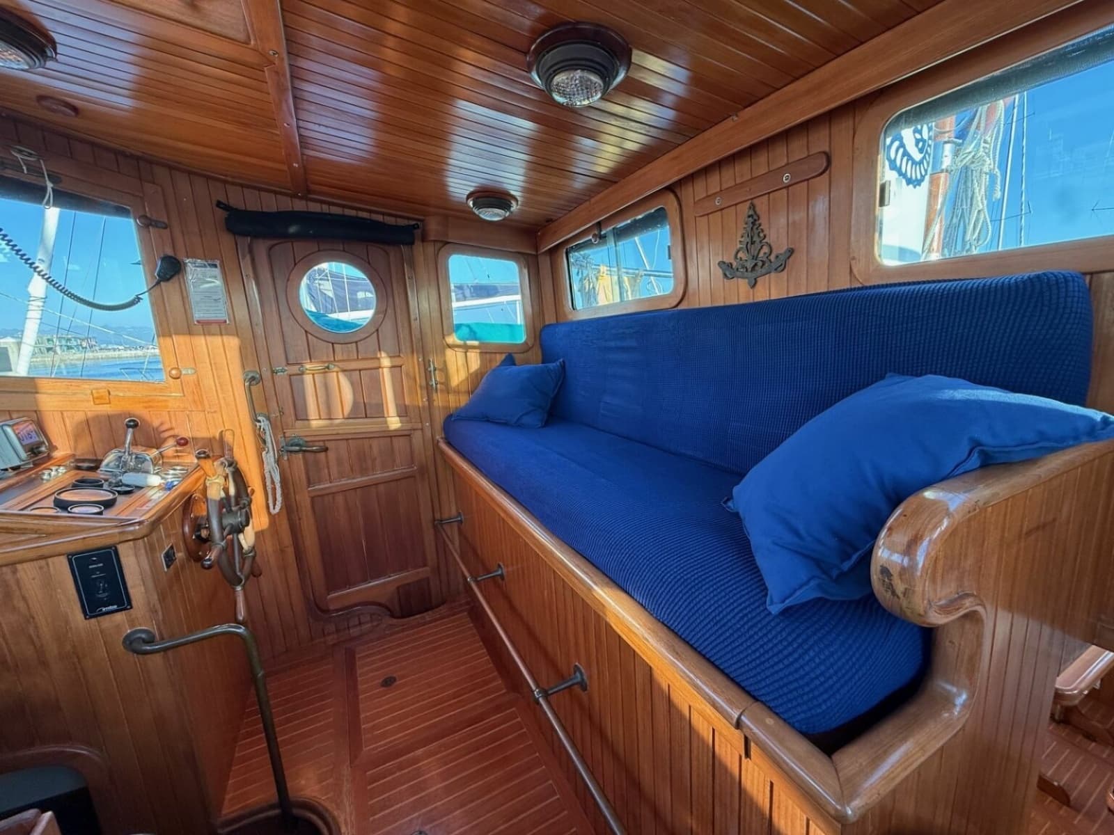 1987 Lord Nelson Victory Tug - Photo 34