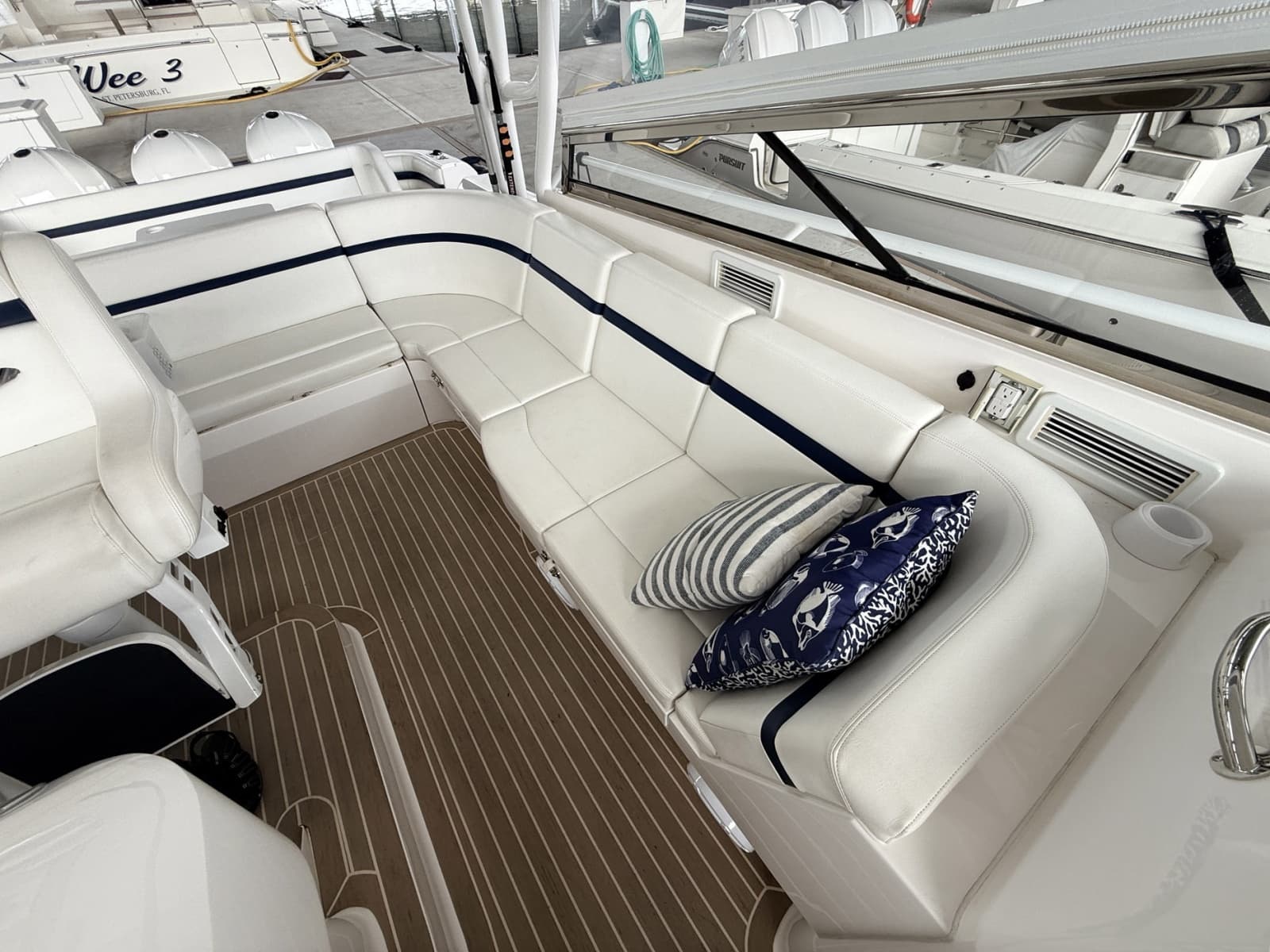 2016 Intrepid  - Photo 14