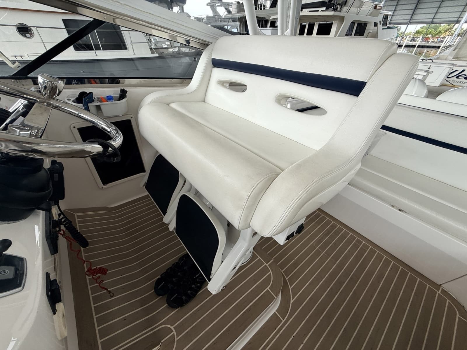 2016 Intrepid  - Photo 12