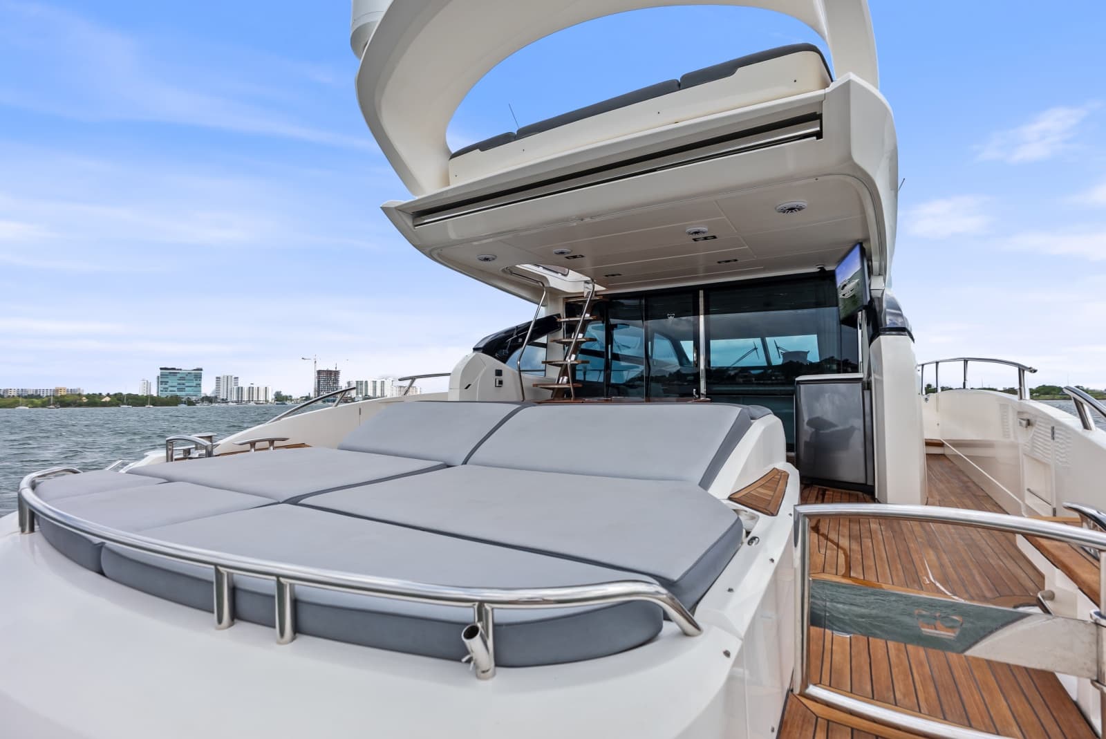 2014 Princess S72 - Photo 77