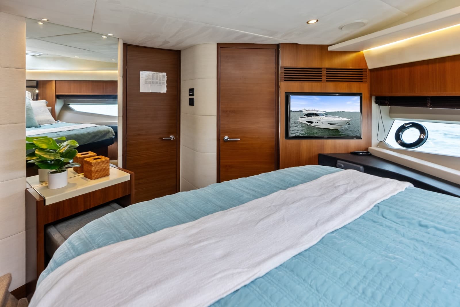2014 Princess S72 - Photo 171