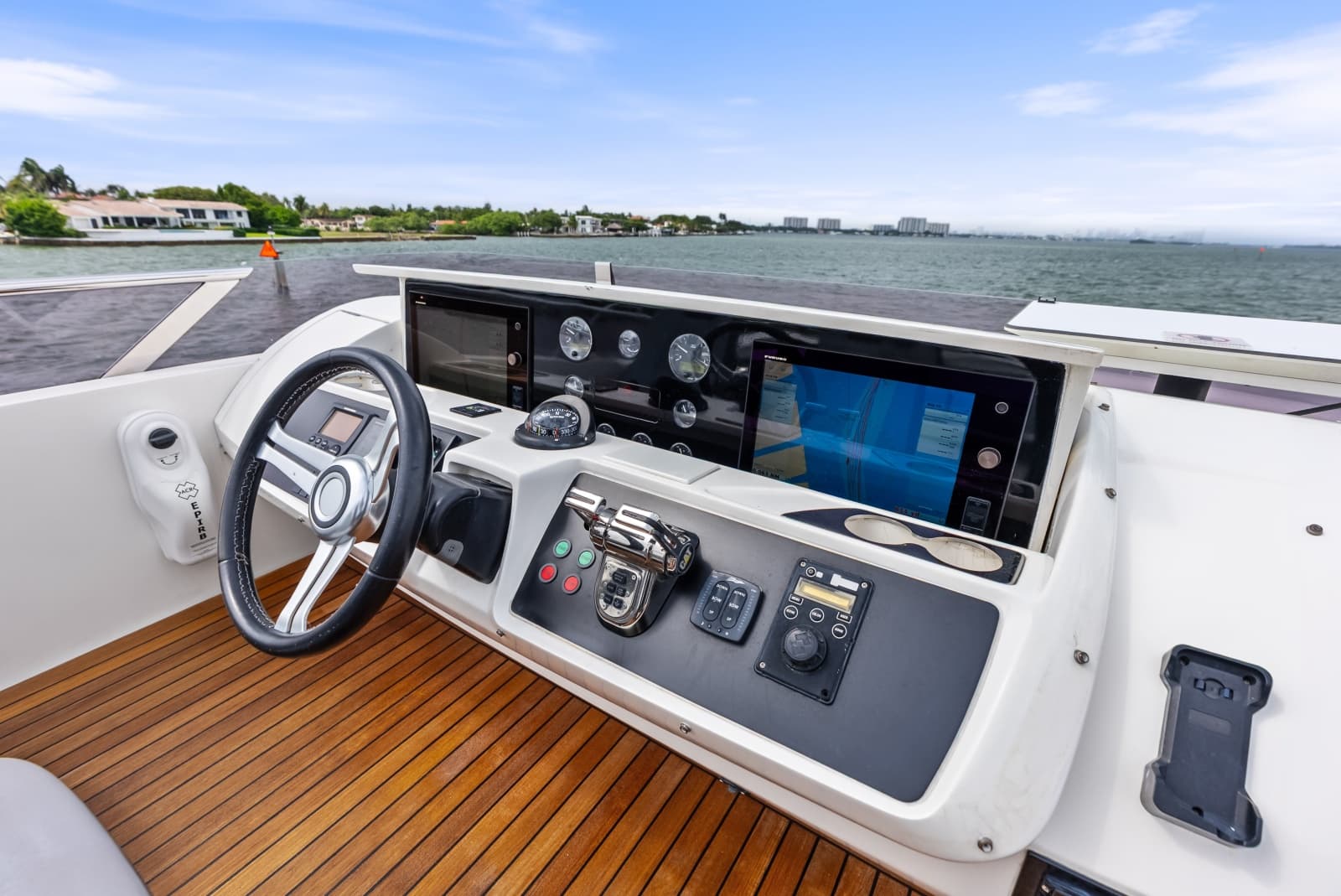2014 Princess S72 - Photo 111