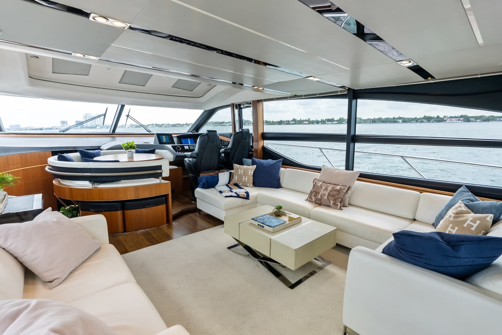 2014 Princess S72 - Photo 201