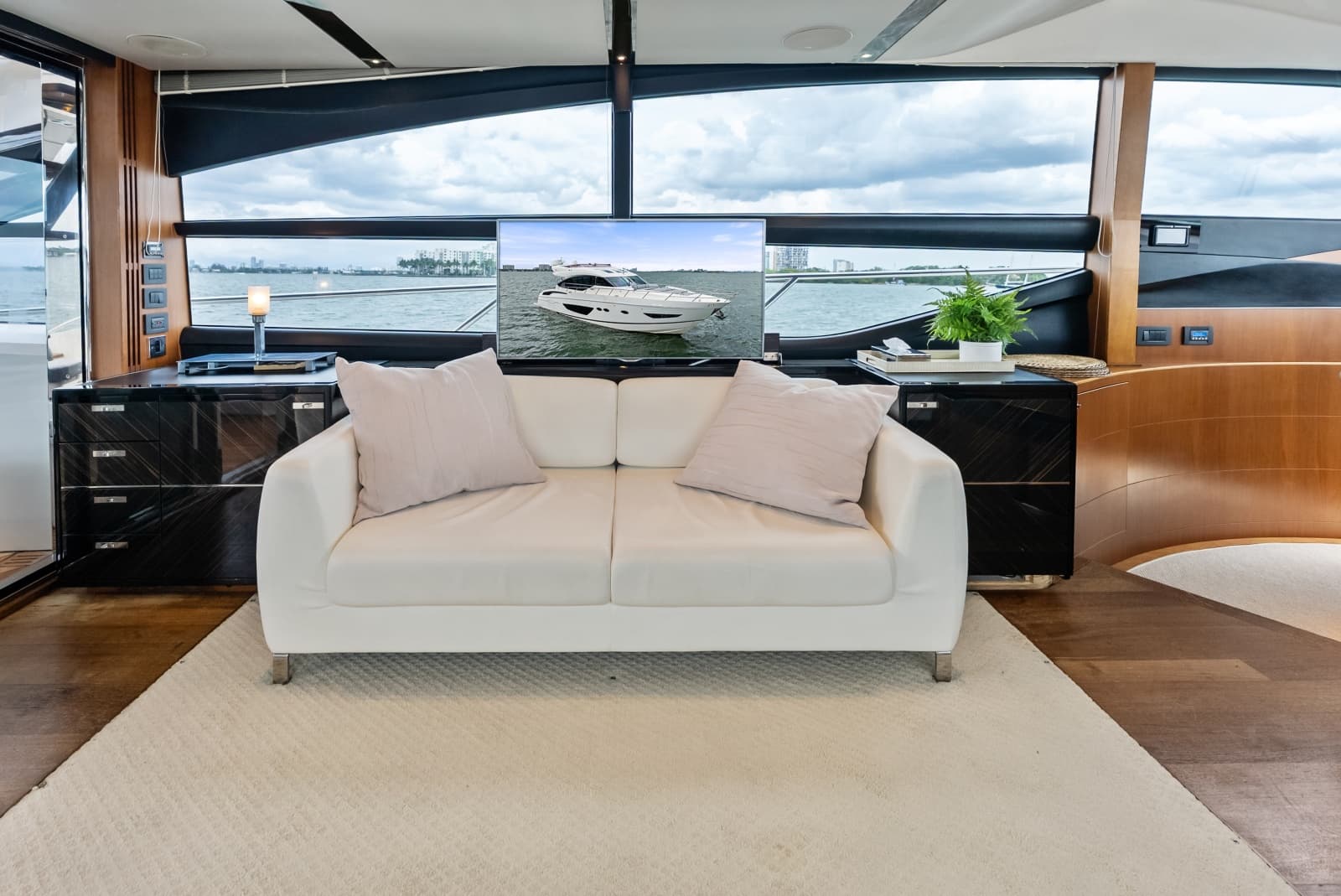 2014 Princess S72 - Photo 209