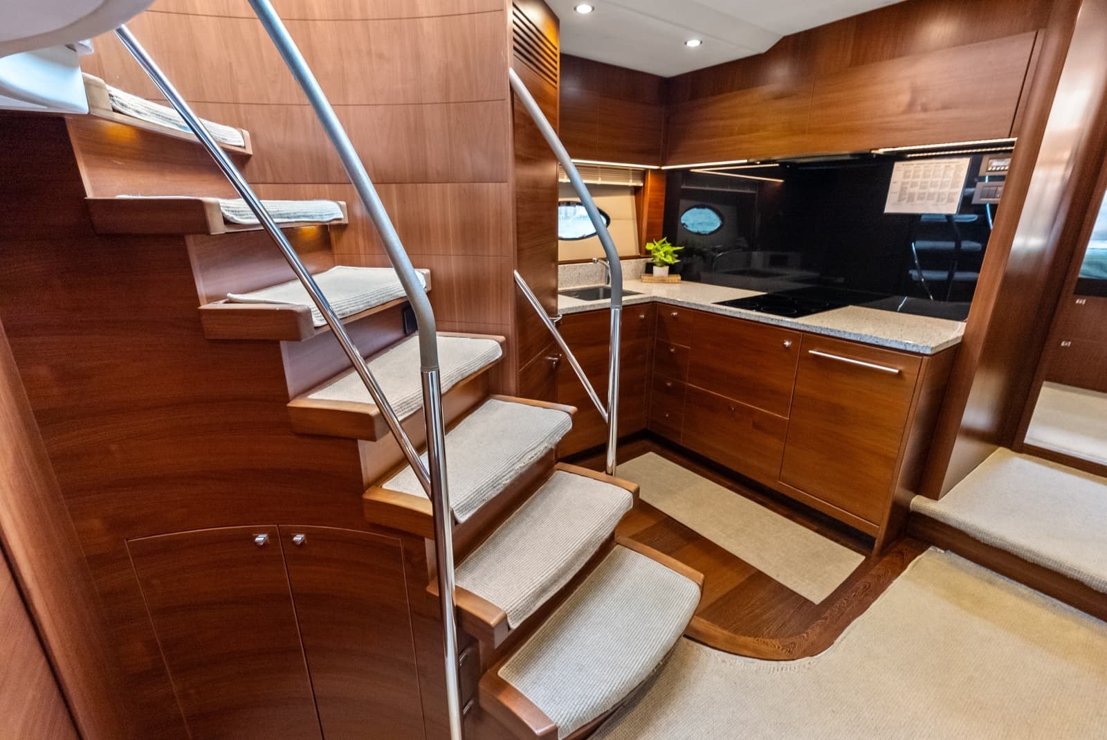 2014 Princess S72 - Photo 159