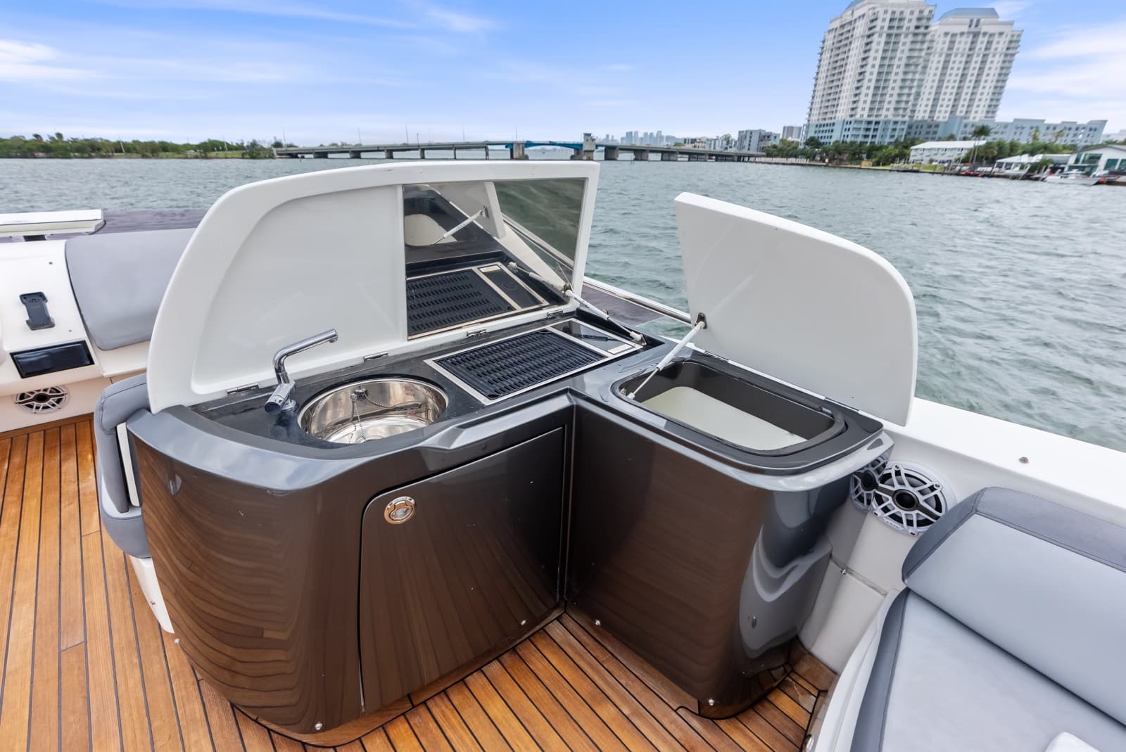 2014 Princess S72 - Photo 97