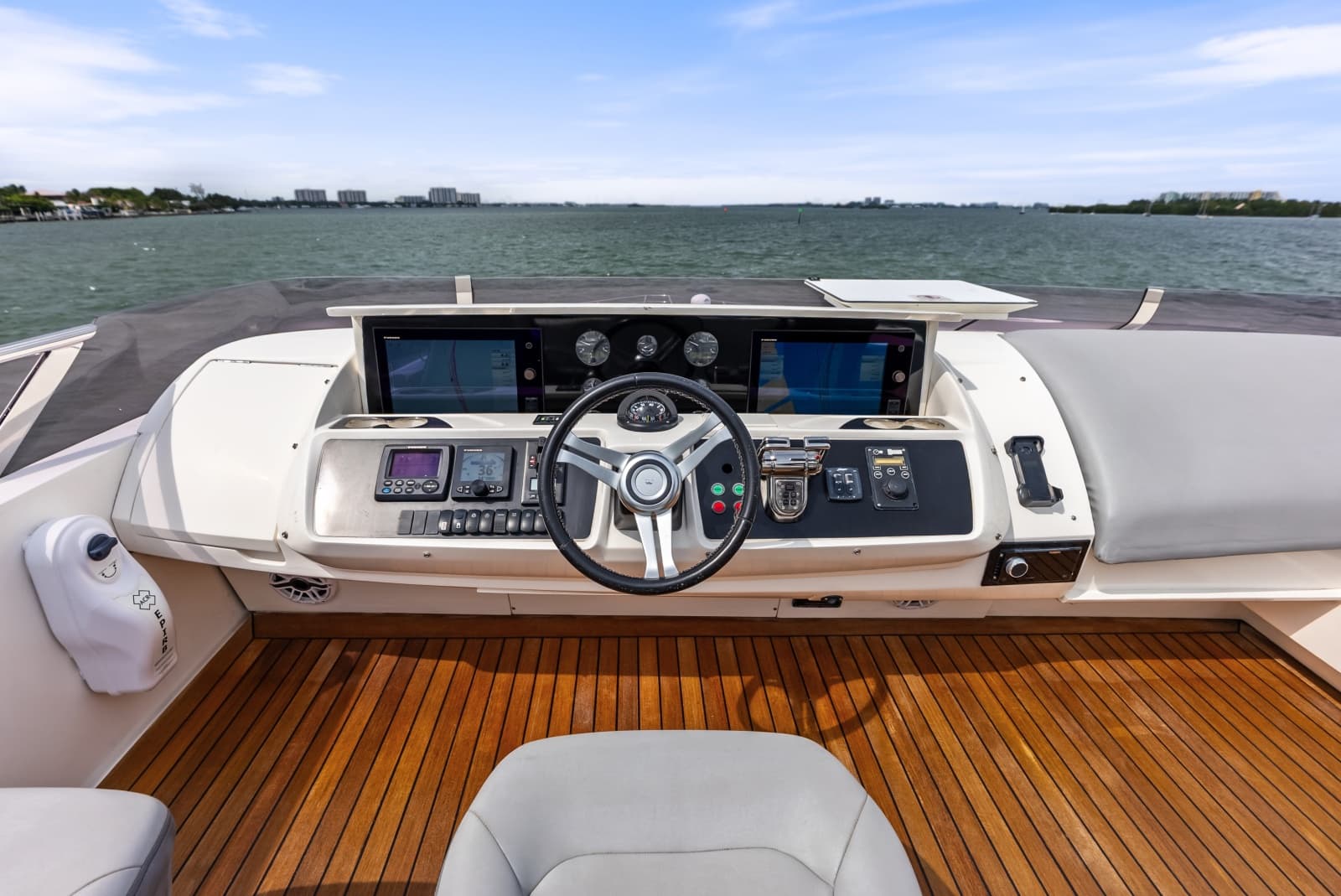2014 Princess S72 - Photo 113