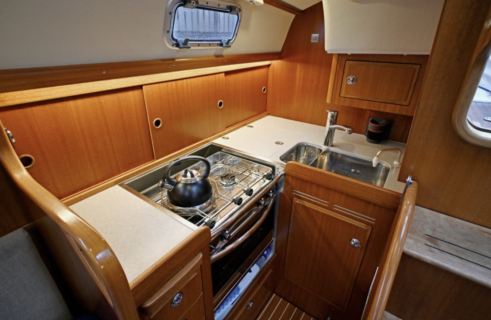 2020 Hallberg-Rassy  - Photo 10