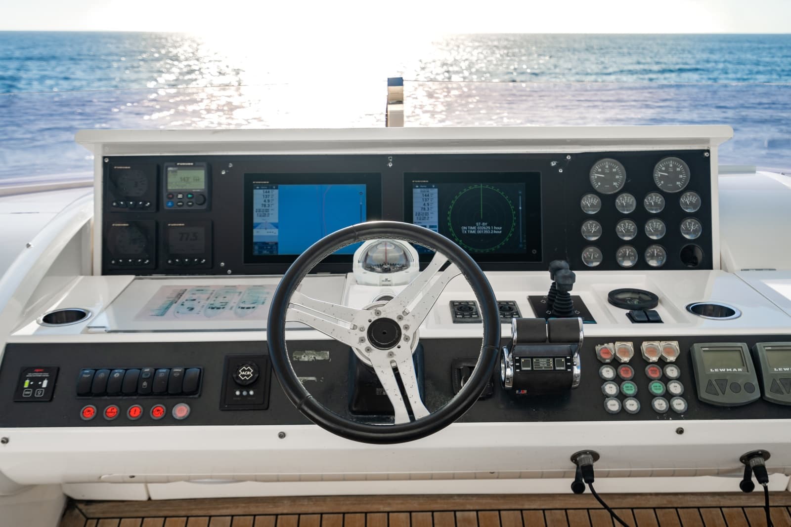 2010 Princess 95 M/Y - Photo 27
