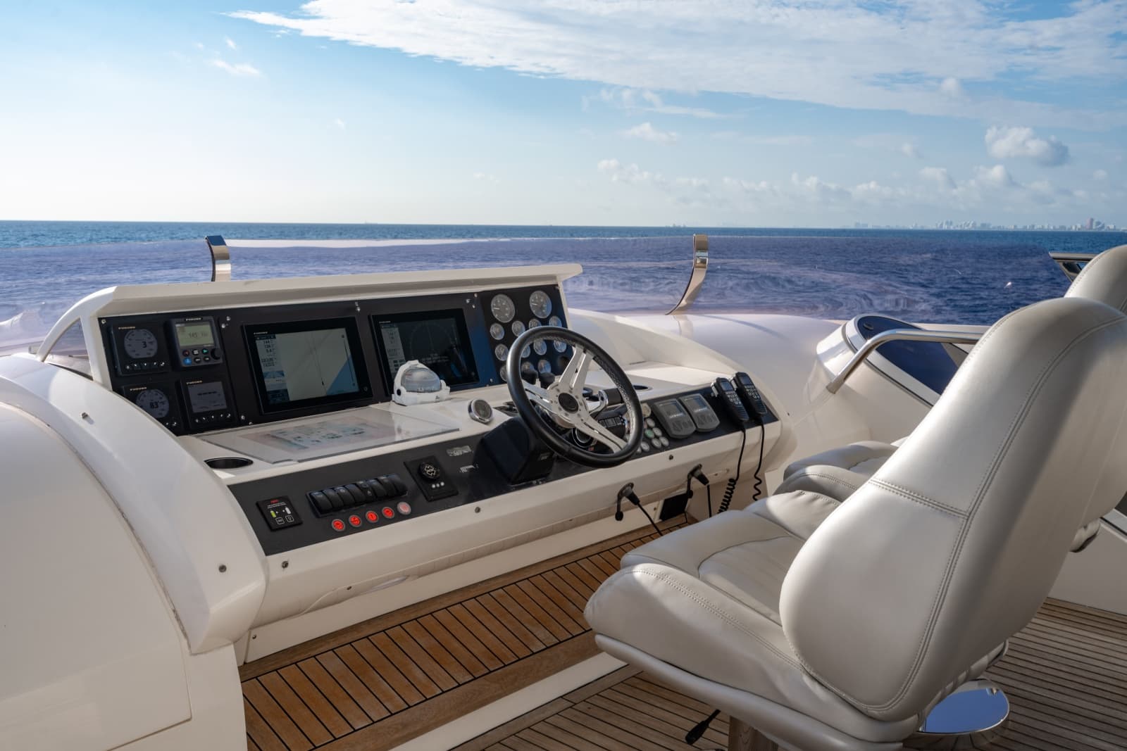 2010 Princess 95 M/Y - Photo 29