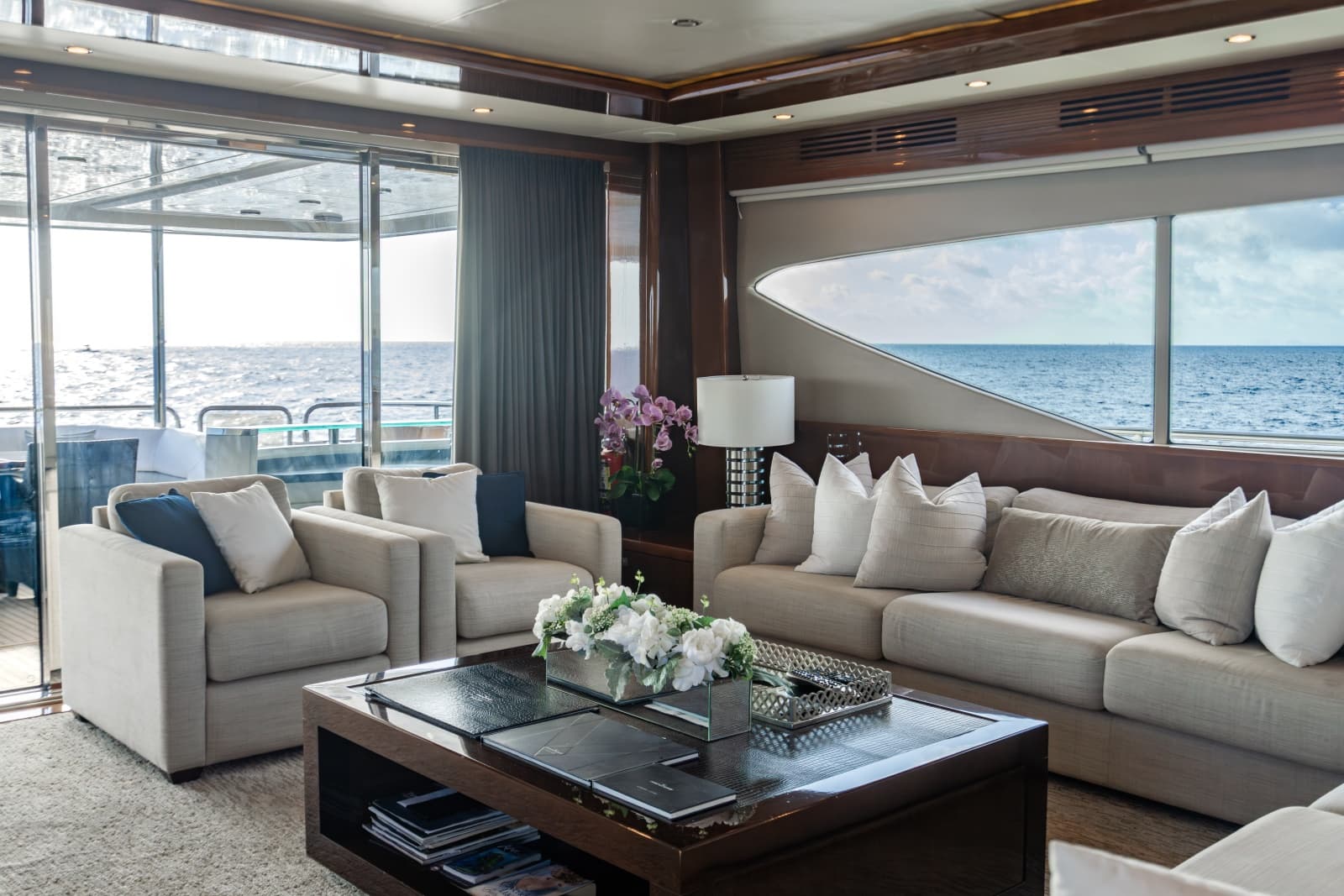 2010 Princess 95 M/Y - Photo 31