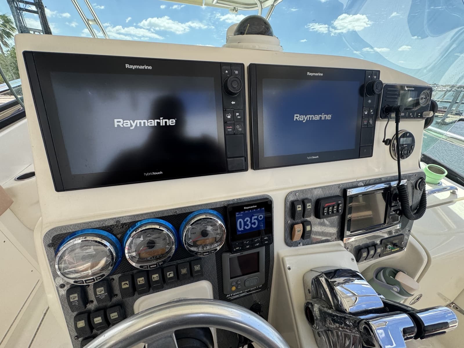 2005 Hydra-Sports  - Photo 38