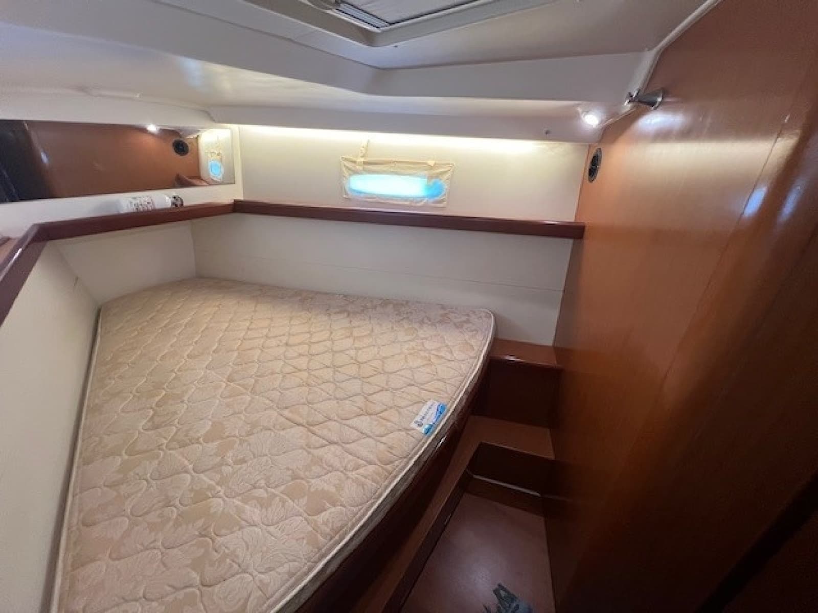 2009 Beneteau Oceanis 43 - Photo 33