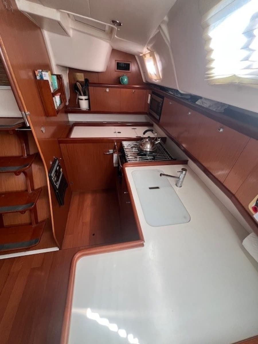 2009 Beneteau Oceanis 43 - Photo 31