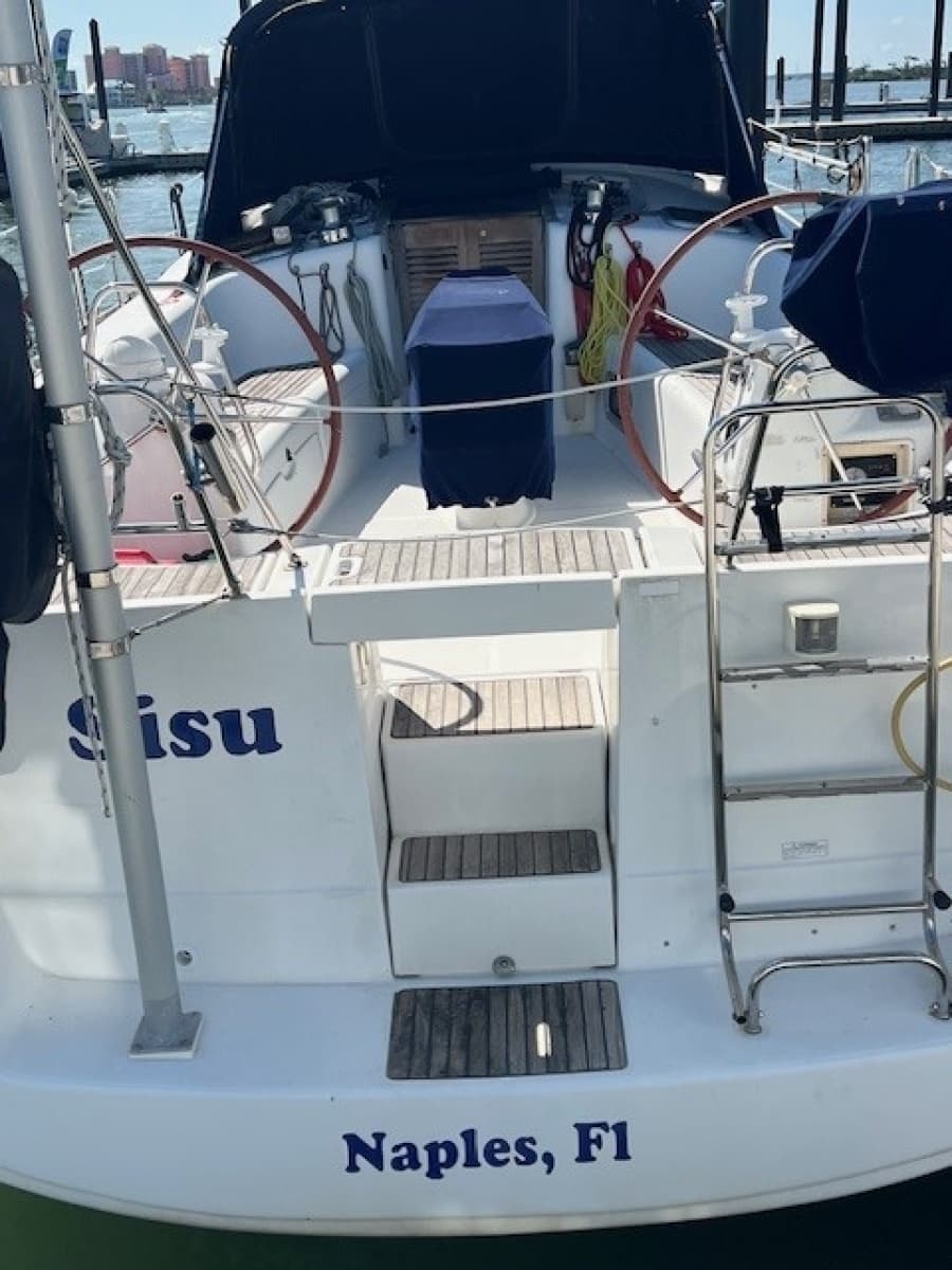 2009 Beneteau Oceanis 43 - Photo 10