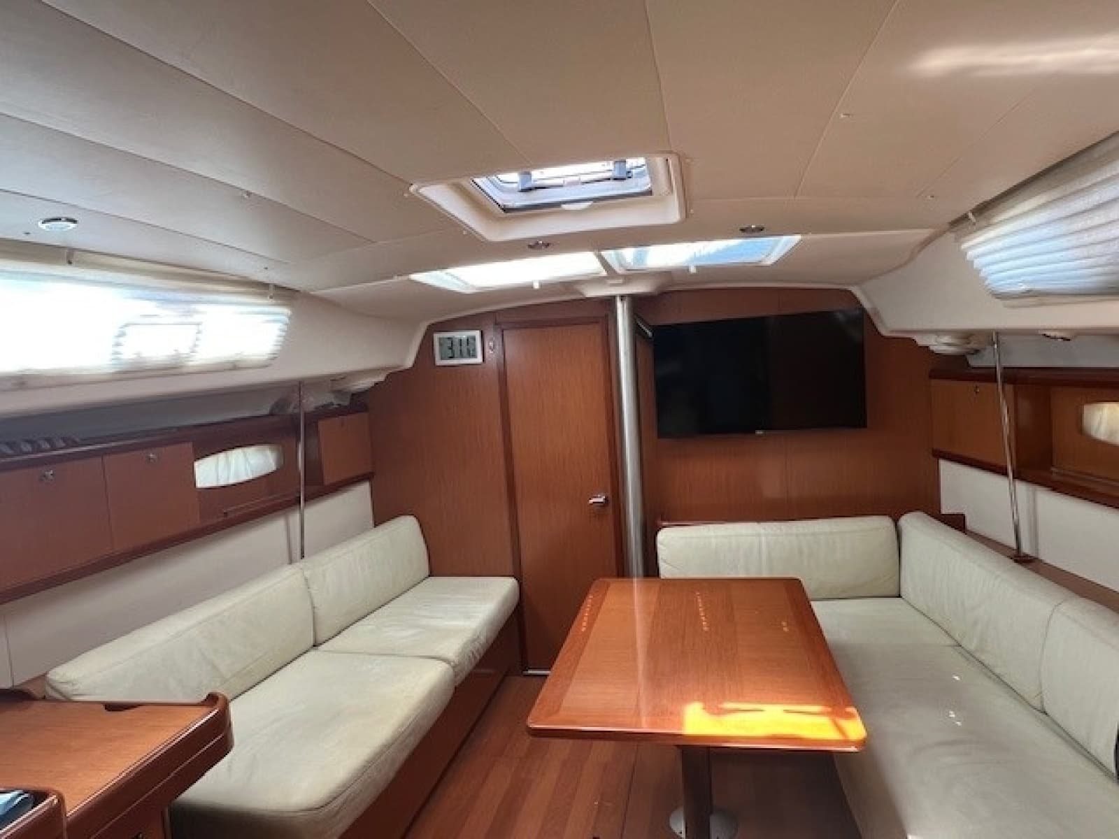 2009 Beneteau Oceanis 43 - Photo 26