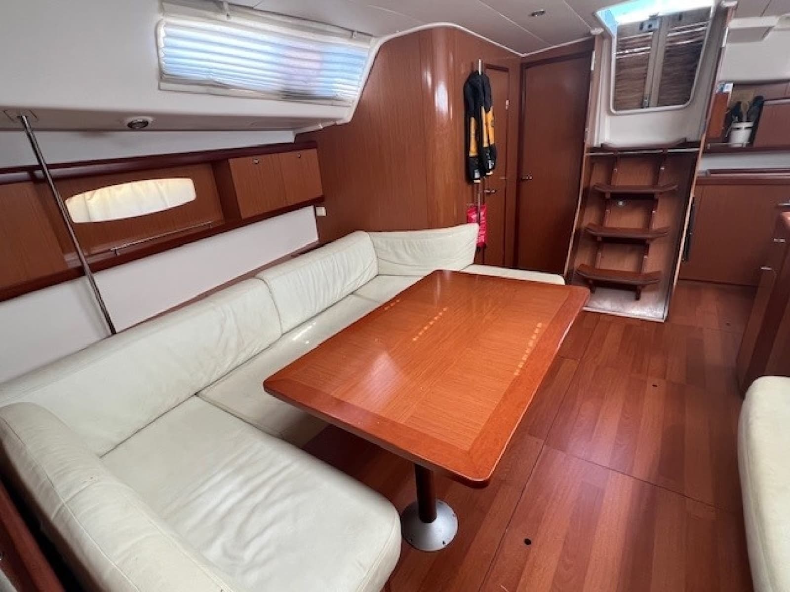2009 Beneteau Oceanis 43 - Photo 23