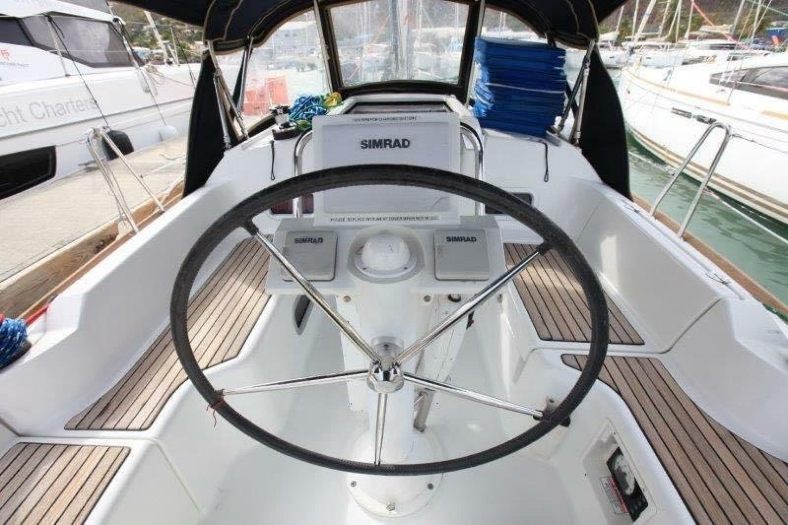 2013 Beneteau Oceanis 31 - Photo 12