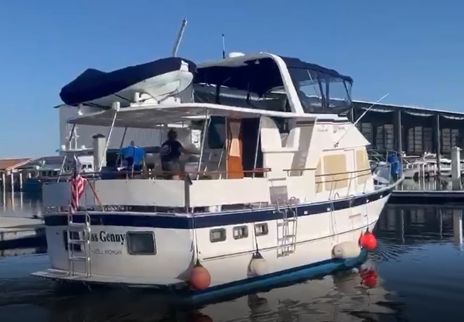 1990 DeFever Offshore Cruiser - Photo 4