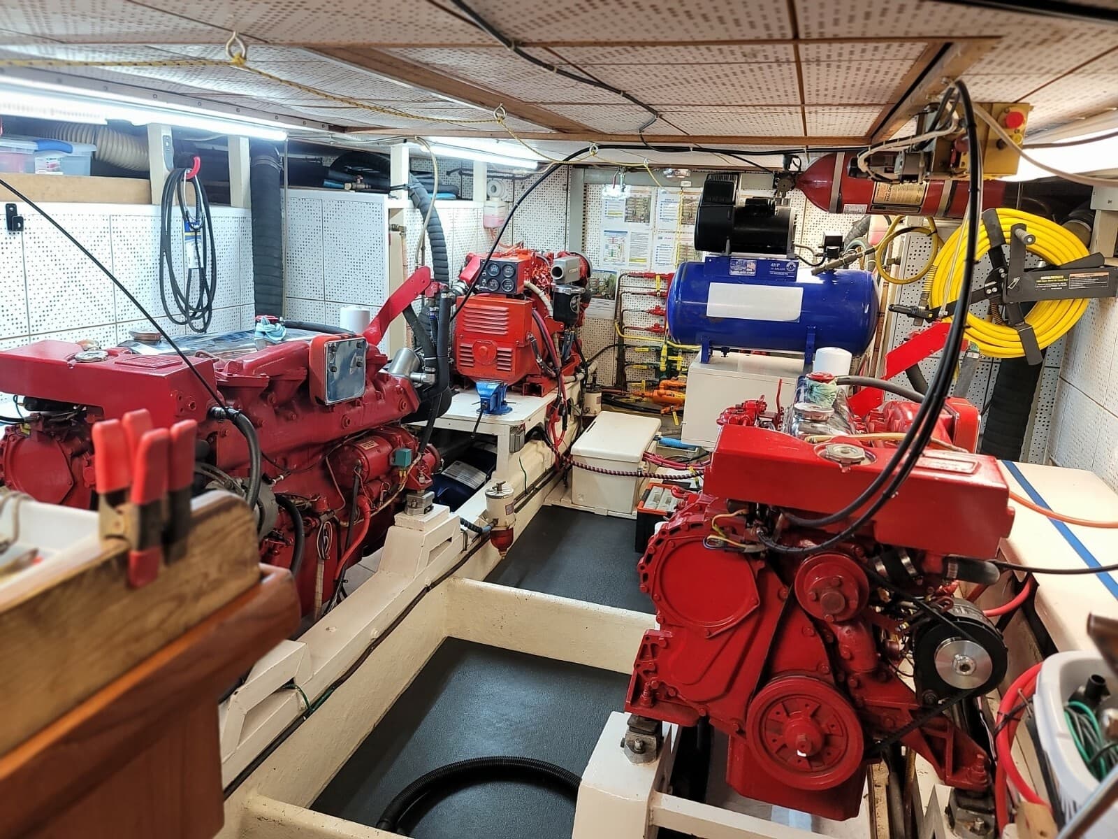 1990 DeFever Offshore Cruiser - Photo 29