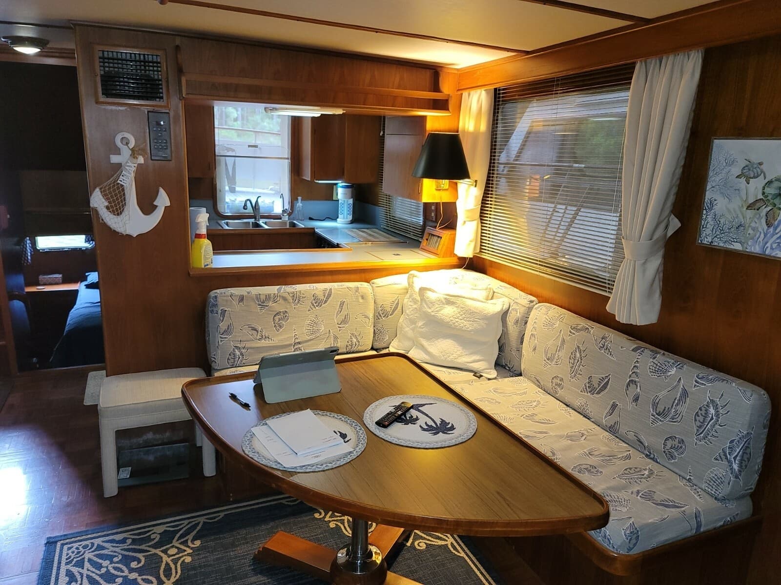 1990 DeFever Offshore Cruiser - Photo 6