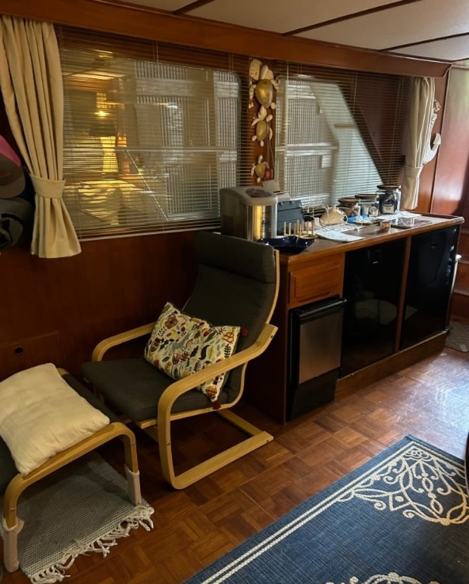 1990 DeFever Offshore Cruiser - Photo 8