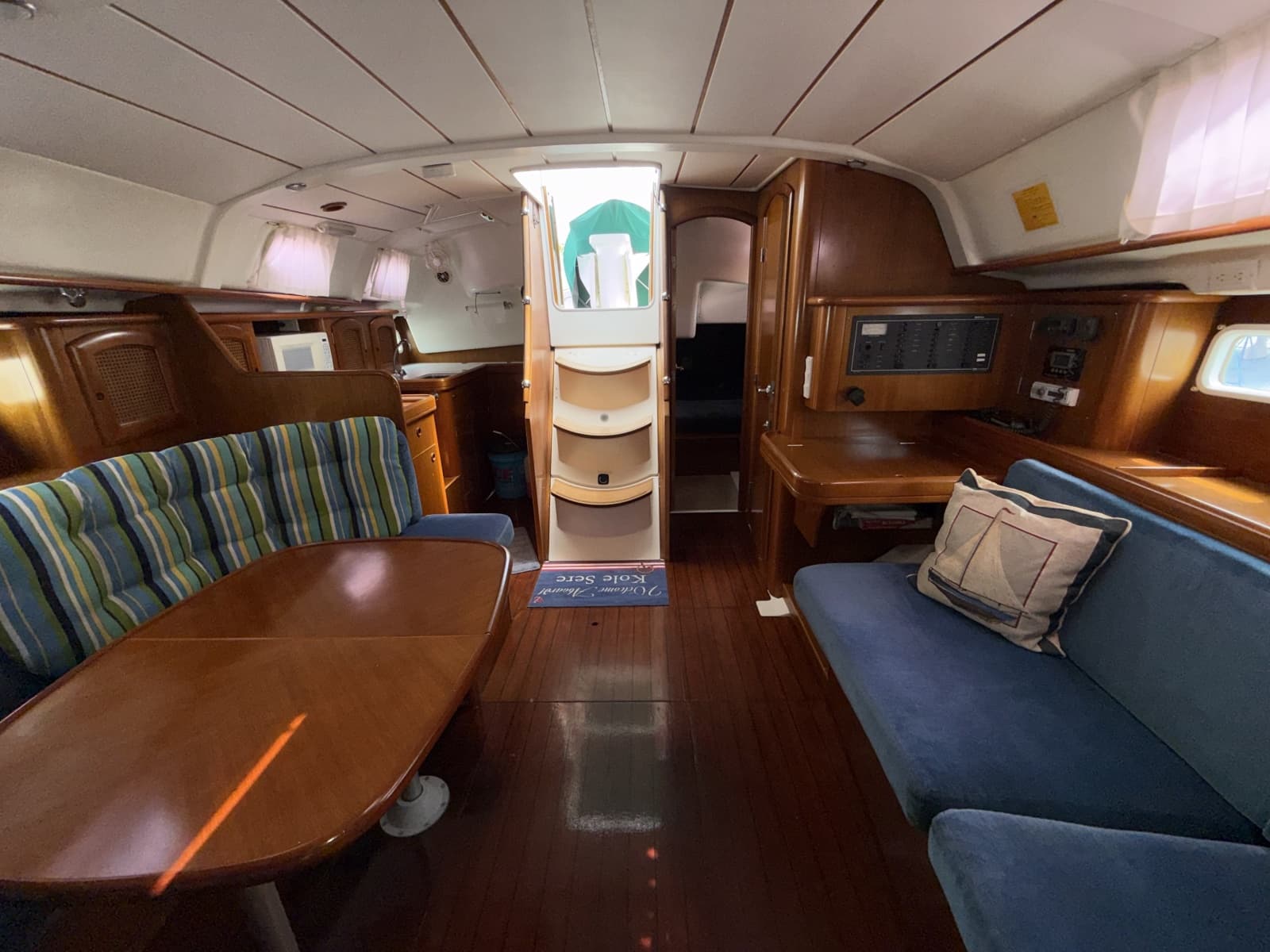 1998 Beneteau 411 - Photo 16
