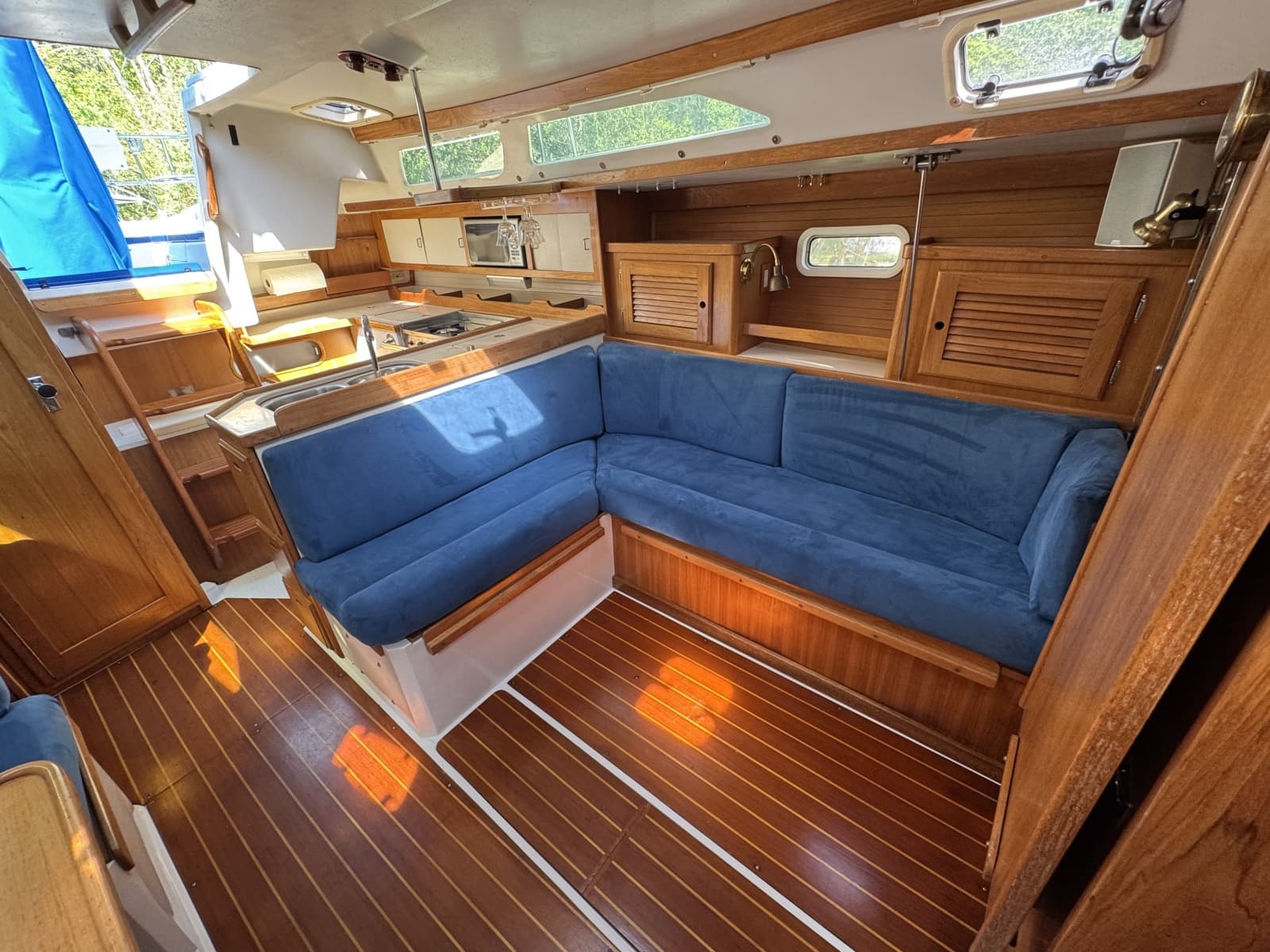 1996 Catalina 36 MKII - Photo 37
