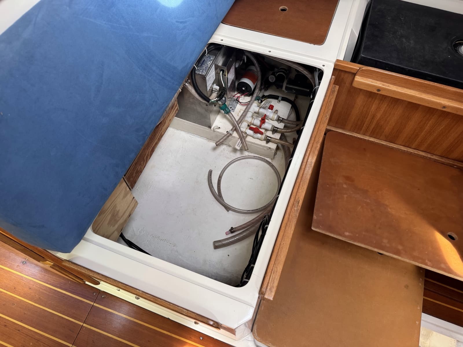 1996 Catalina 36 MKII - Photo 51