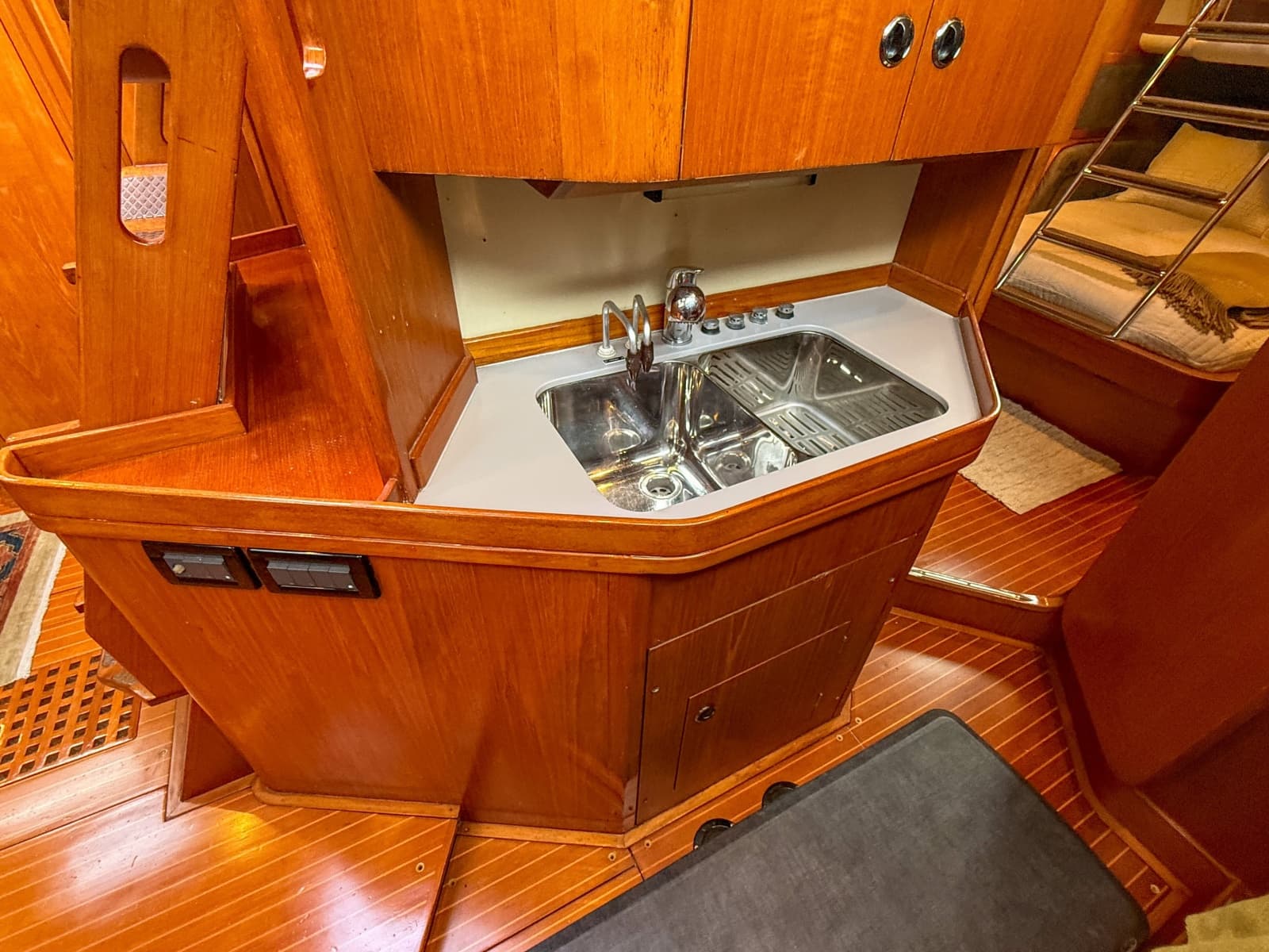 1990 Baltic 52 - Photo 33