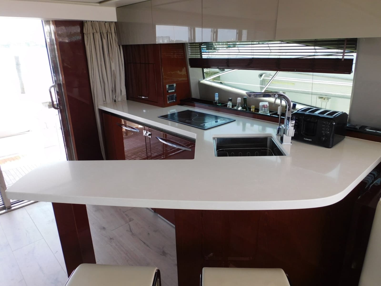 2019 Sea Ray 550L - Photo 57