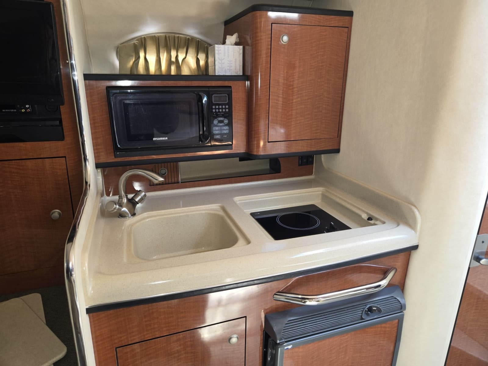 2005 Sea Ray 280 Sundancer - Photo 12