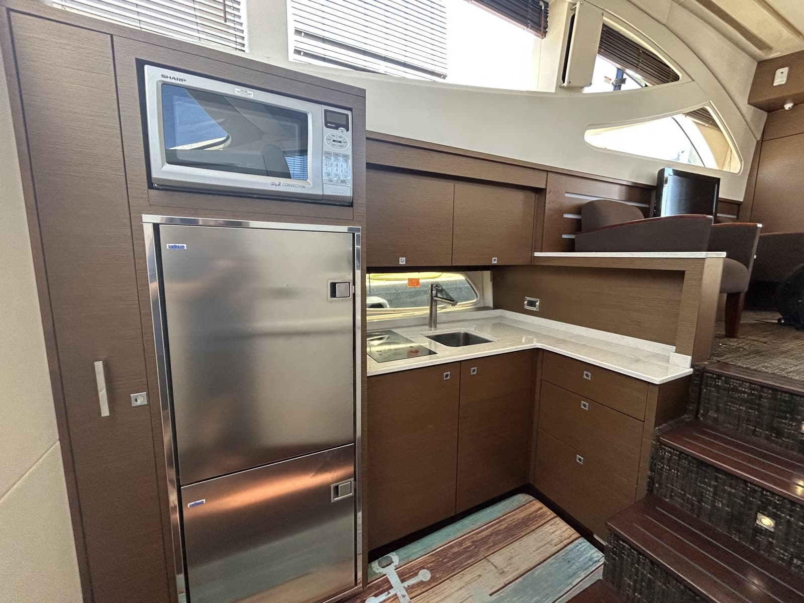 2012 Sea Ray 450 Sedan Bridge - Photo 13